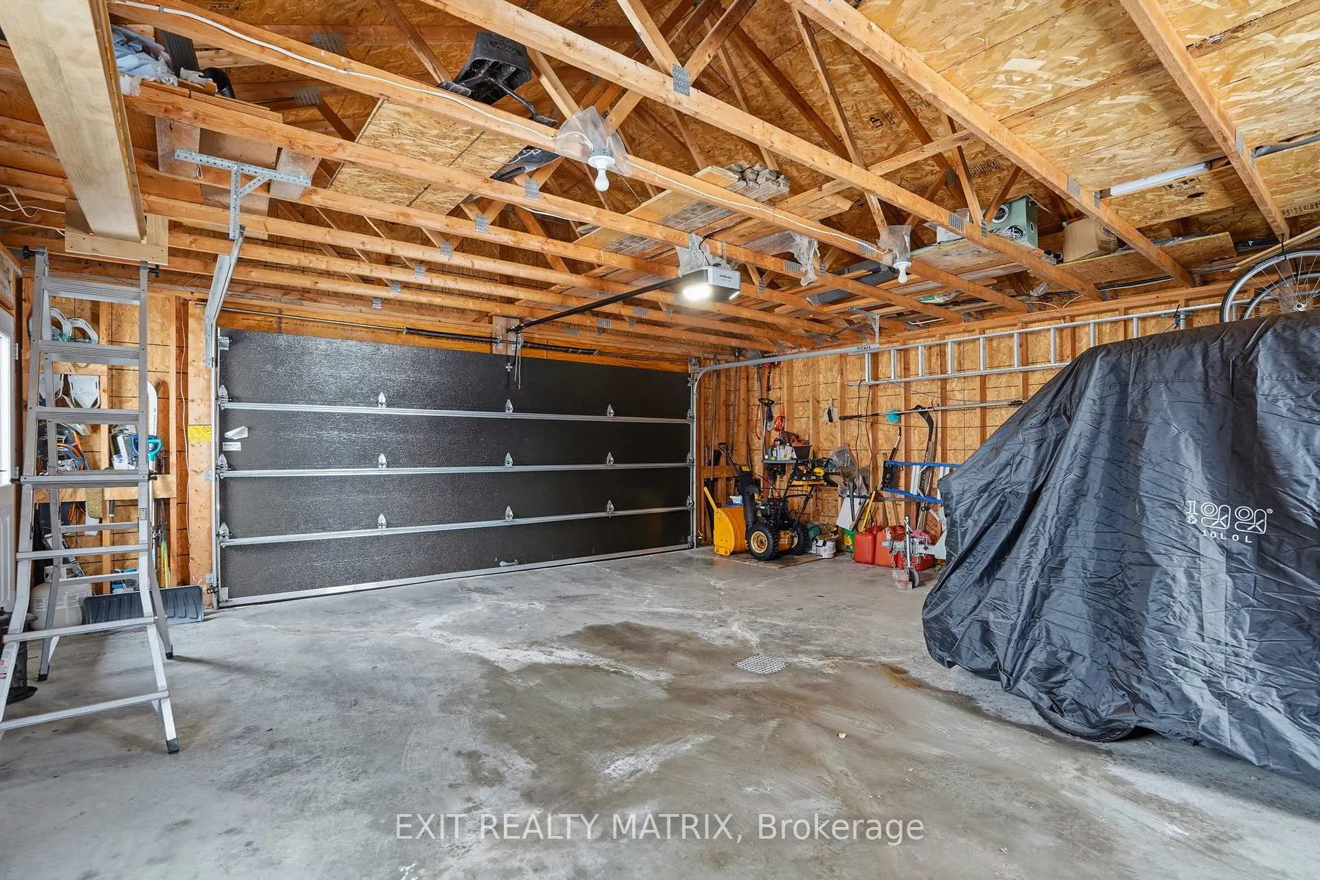 Photo 36 of 2176 Bay Road, Champlain, Champlain Twp — HOMEH
