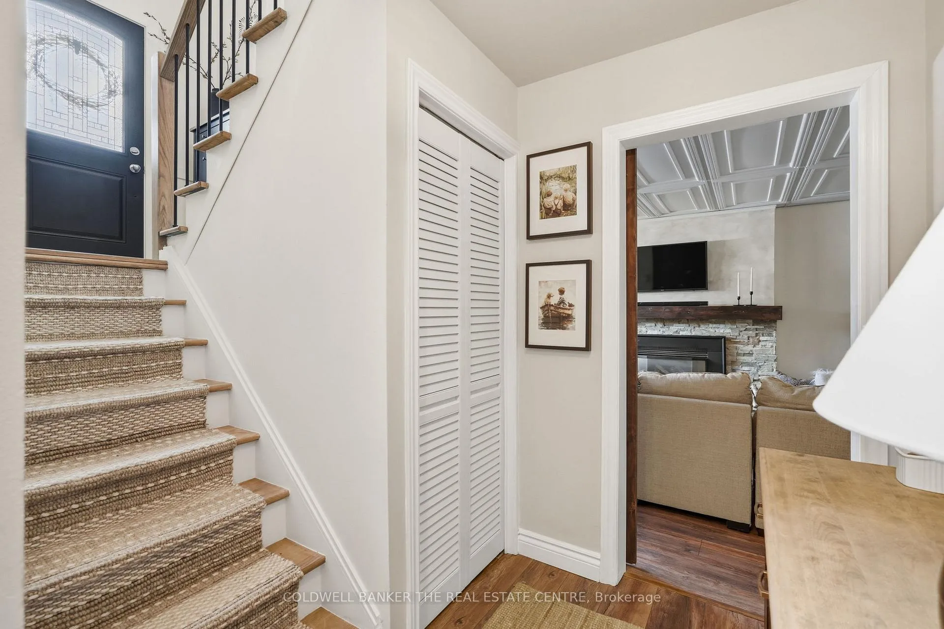 Photo 11 of 241 Cedar Crescent, Barrie, Bayshore — HOMEH