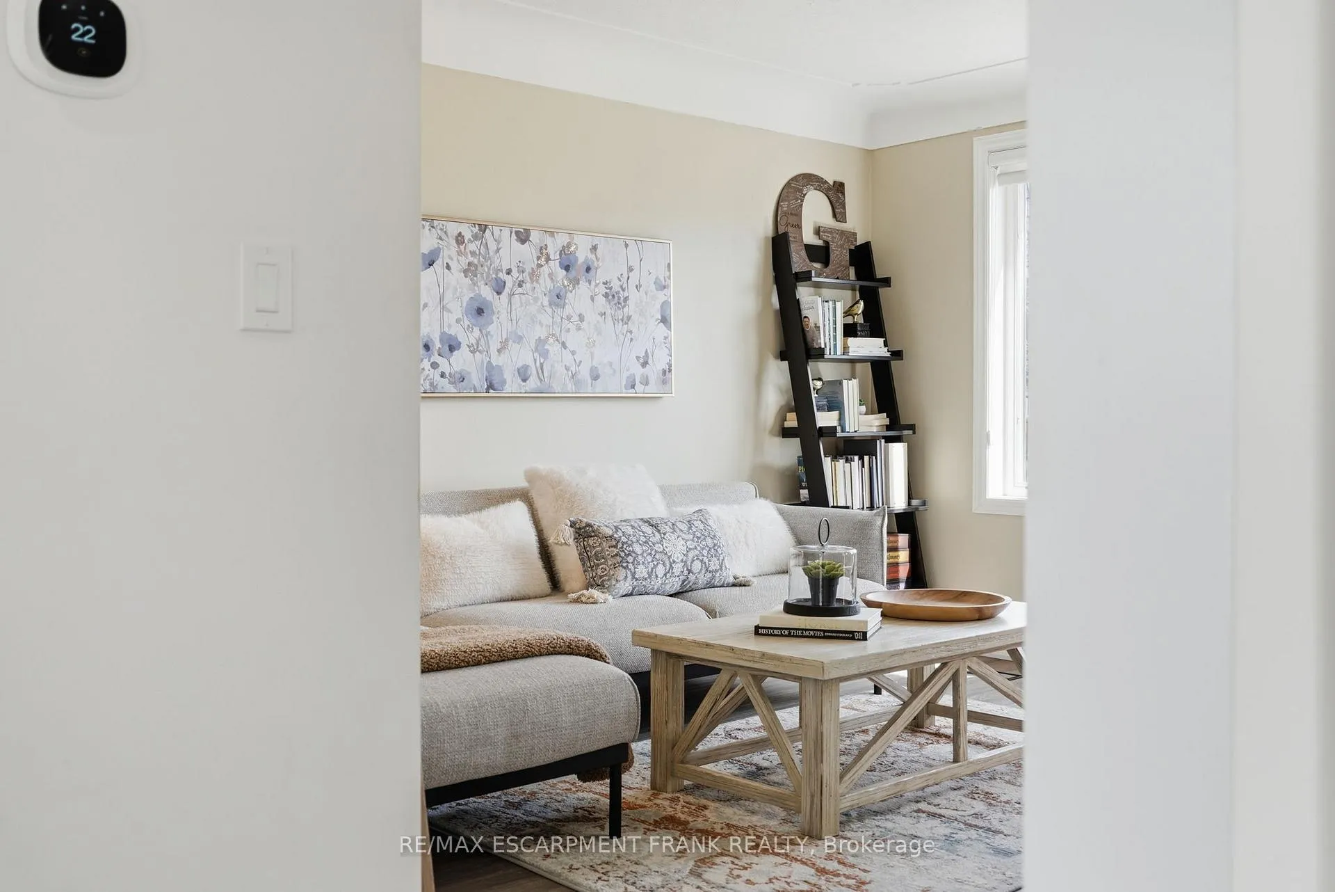 Photo 11 of 176 Charlotte Street, Hamilton, Rosedale — HOMEH