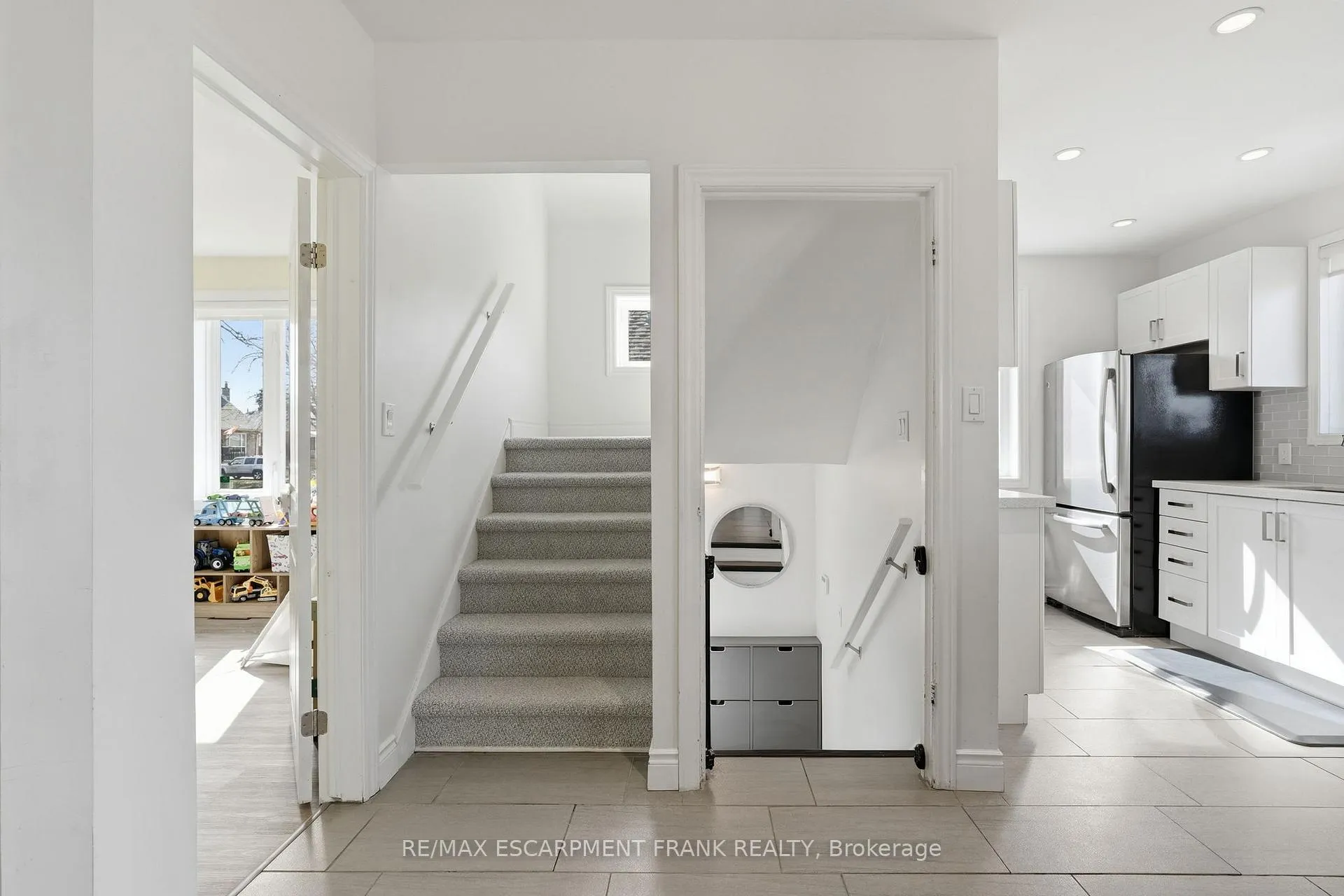 Photo 26 of 176 Charlotte Street, Hamilton, Rosedale — HOMEH