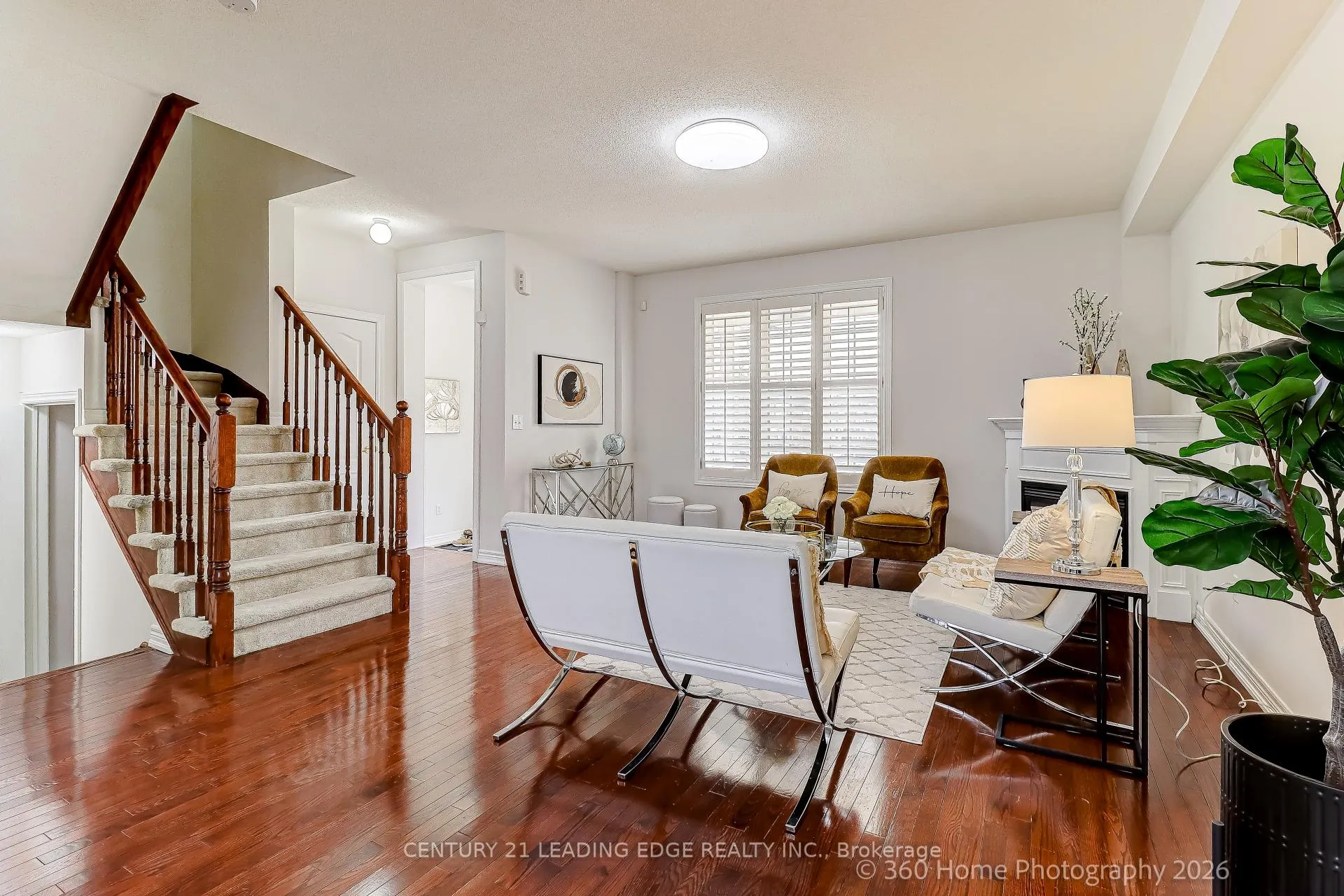 Photo 4 of 75 Kentview Crescent, Markham, Box Grove — HOMEH