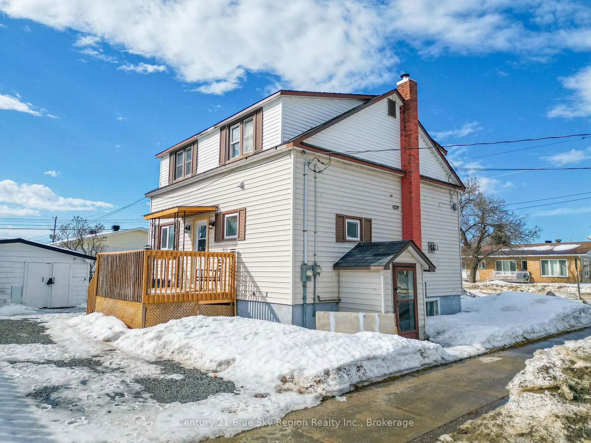 Photo 1 of 122 William Street, West Nipissing, Sturgeon Falls — HOMEH