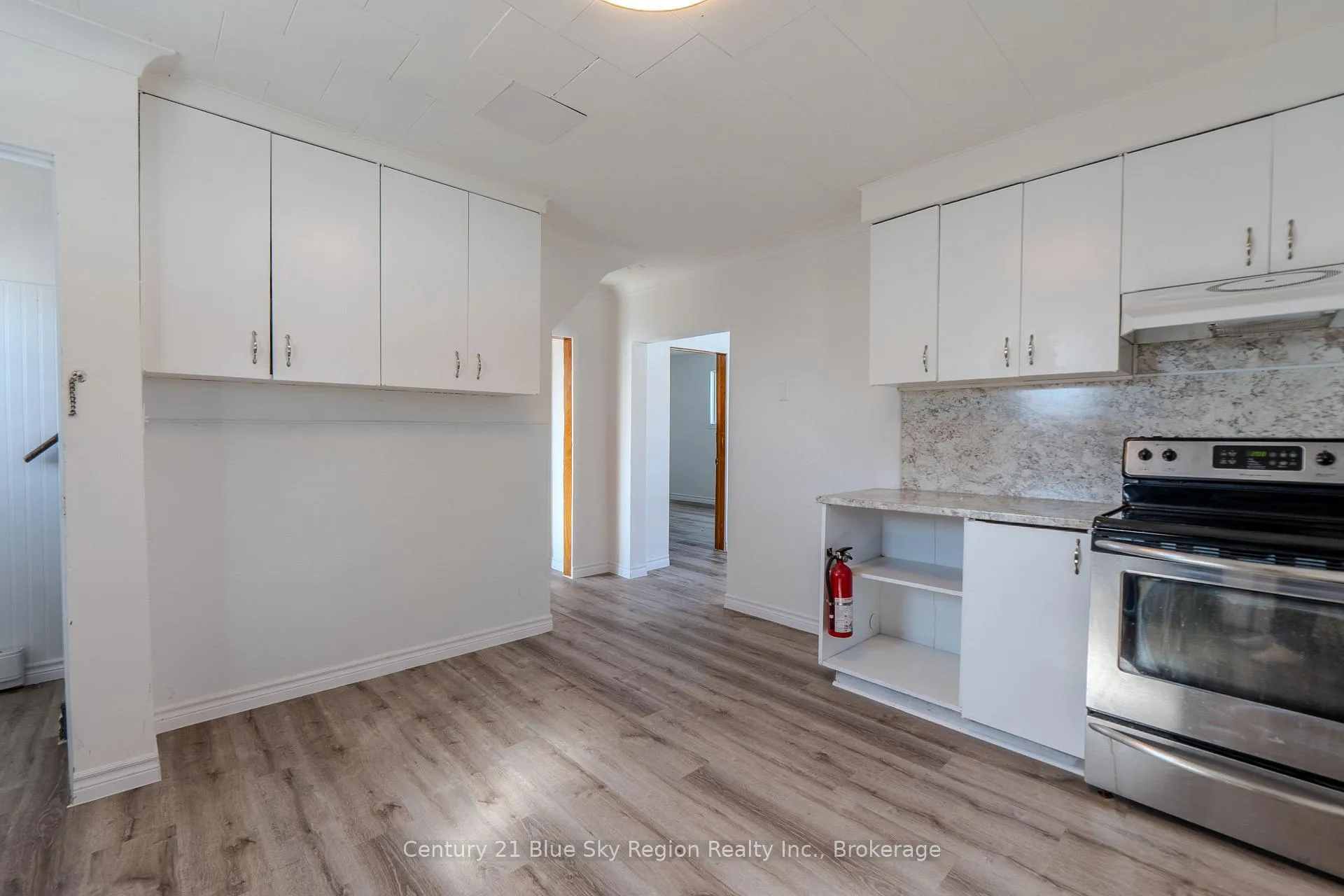 Photo 8 of 122 William Street, West Nipissing, Sturgeon Falls — HOMEH