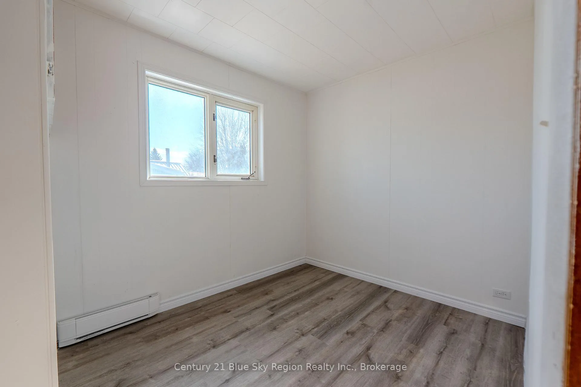 Photo 16 of 122 William Street, West Nipissing, Sturgeon Falls — HOMEH