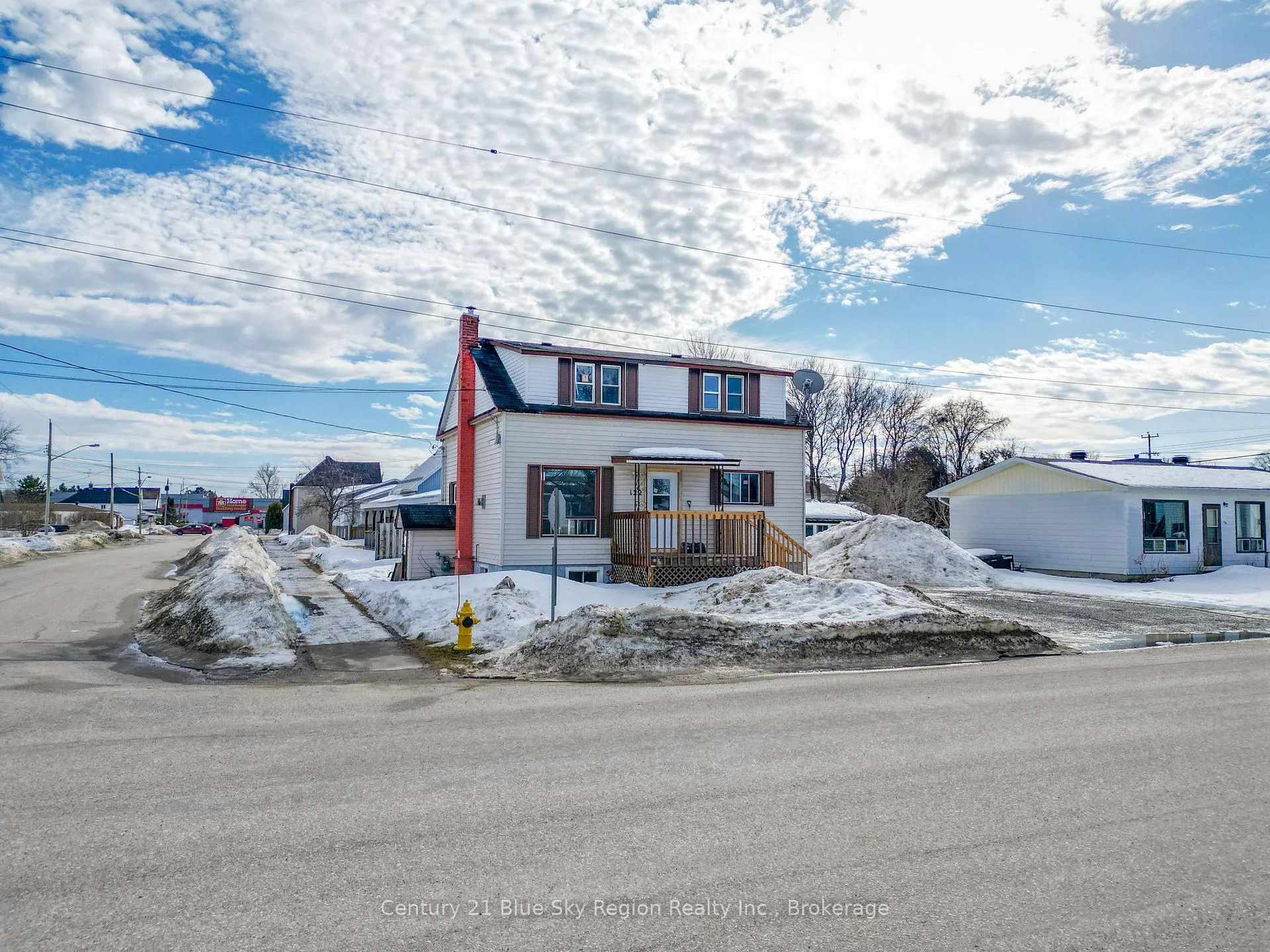 Photo 39 of 122 William Street, West Nipissing, Sturgeon Falls — HOMEH