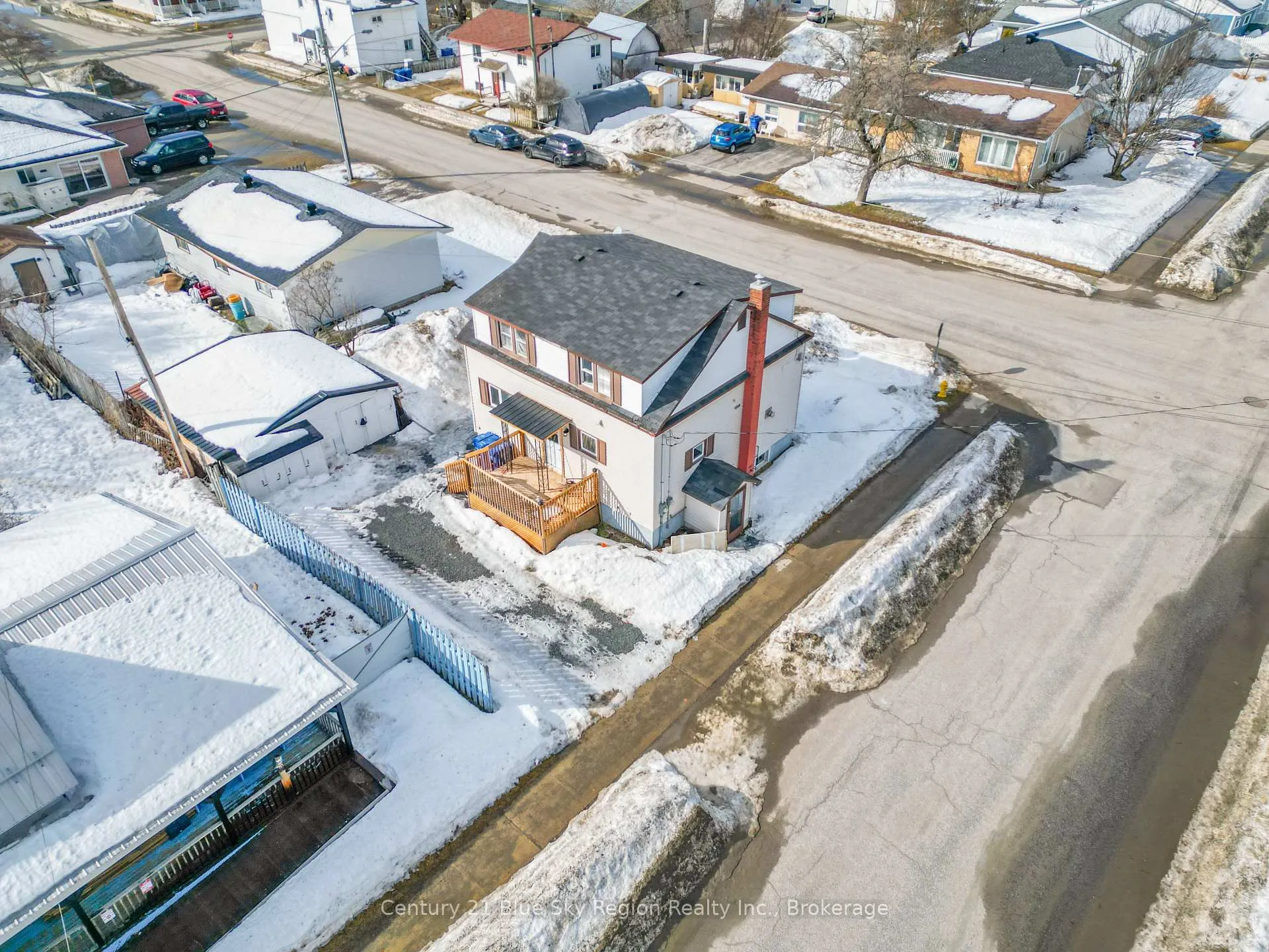Photo 40 of 122 William Street, West Nipissing, Sturgeon Falls — HOMEH