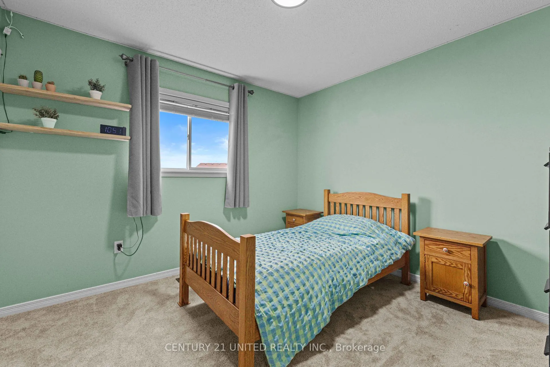 Photo 18 of 617 Tully Crescent, Peterborough, Monaghan Ward 2 — HOMEH