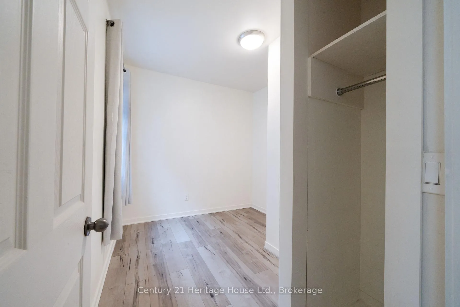 Photo 37 of Unit D, 210 Wilson Street, Hamilton, Landsdale — HOMEH
