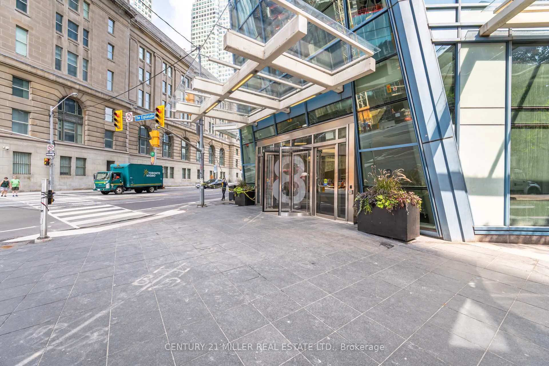 Photo 2 of Unit 3705, 8 The Esplanade, Toronto, Waterfront Communities — HOMEH