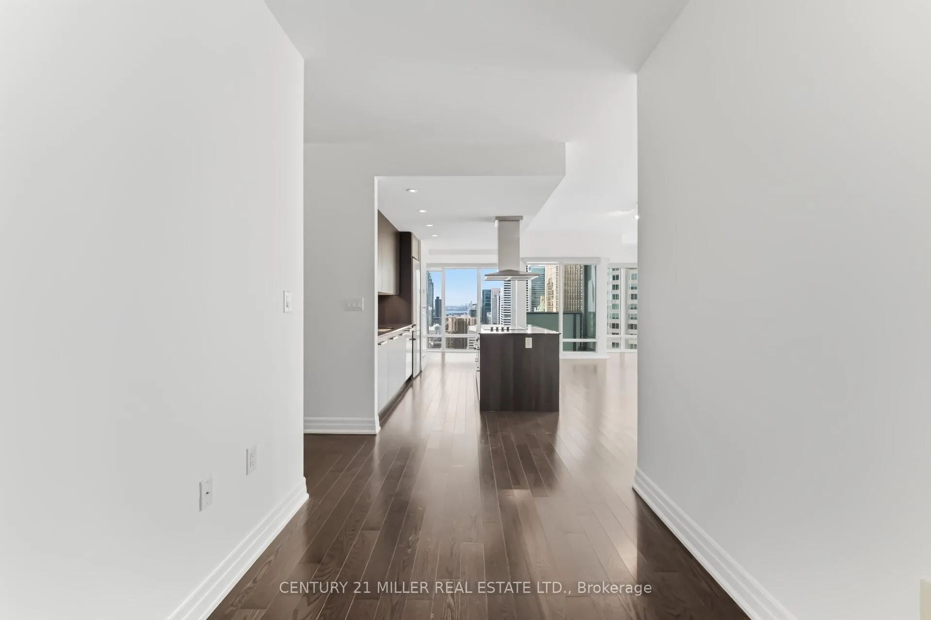 Photo 20 of Unit 3705, 8 The Esplanade, Toronto, Waterfront Communities — HOMEH