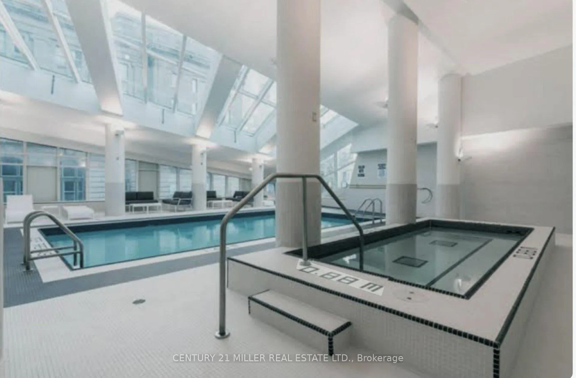 Photo 40 of Unit 3705, 8 The Esplanade, Toronto, Waterfront Communities — HOMEH