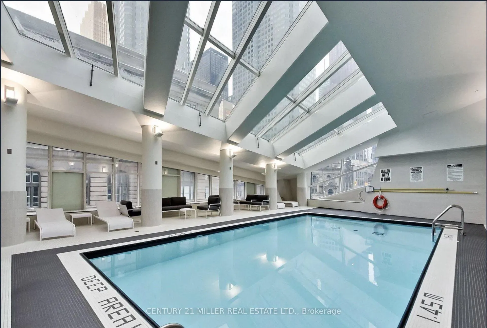 Photo 44 of Unit 3705, 8 The Esplanade, Toronto, Waterfront Communities — HOMEH
