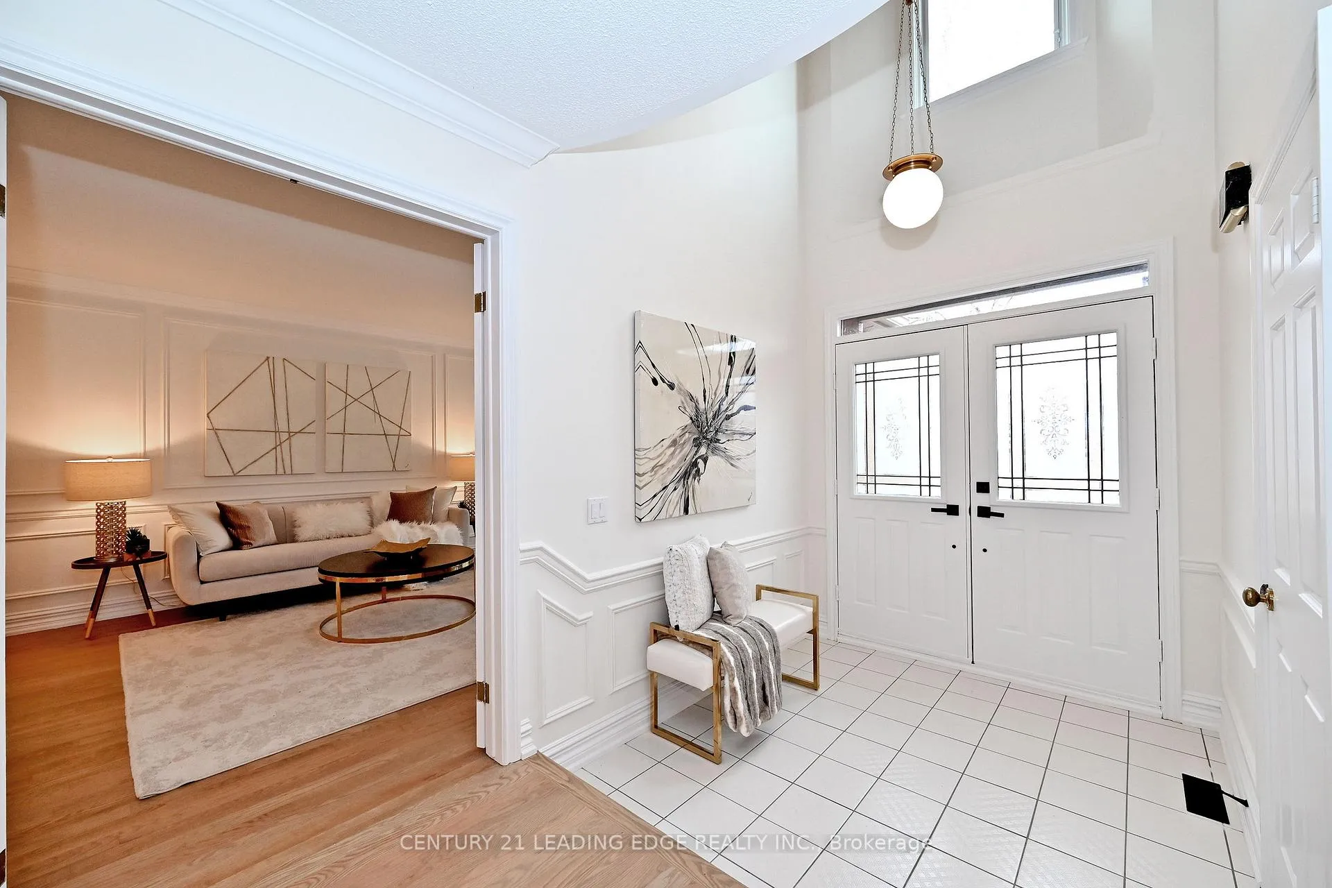 Photo 5 of 22 Amberwood Court, Markham, Unionville — HOMEH