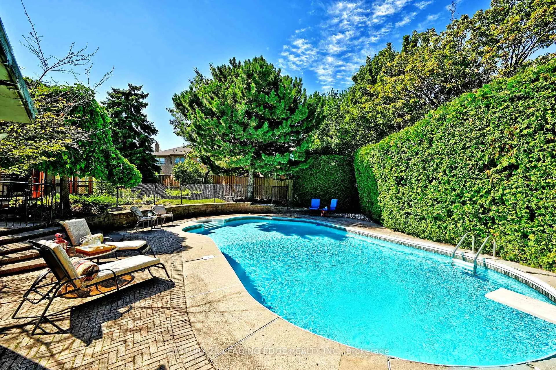 Photo 48 of 22 Amberwood Court, Markham, Unionville — HOMEH