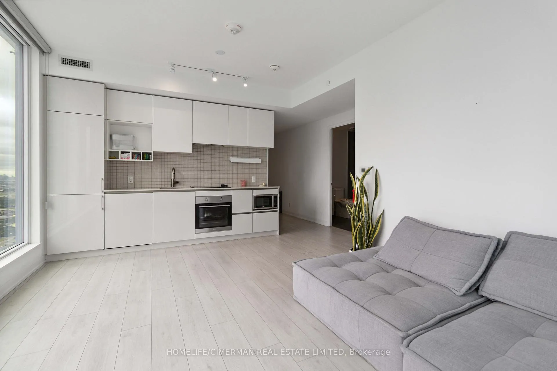 Photo 8 of Unit 4502, 5 Buttermill Avenue, Vaughan, Vaughan Corporate Centre — HOMEH