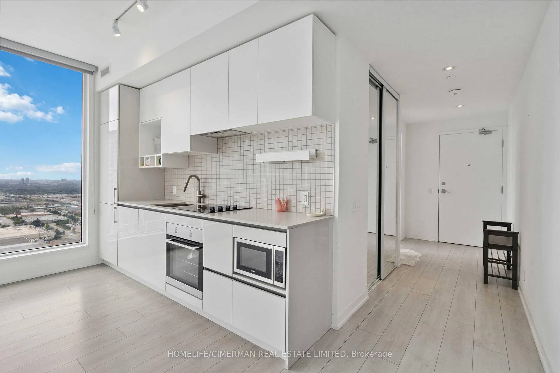 Photo 10 of Unit 4502, 5 Buttermill Avenue, Vaughan, Vaughan Corporate Centre — HOMEH
