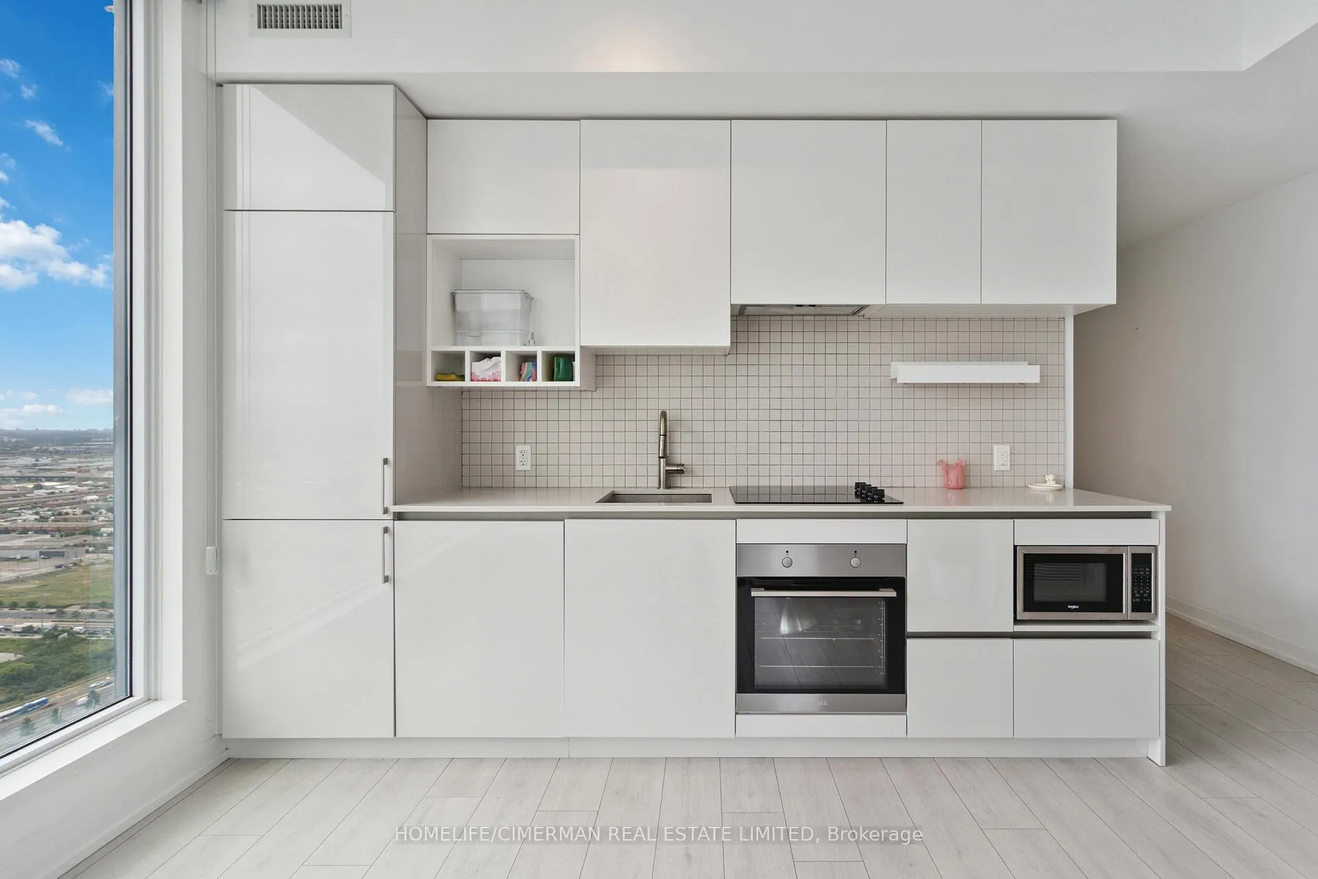 Photo 11 of Unit 4502, 5 Buttermill Avenue, Vaughan, Vaughan Corporate Centre — HOMEH