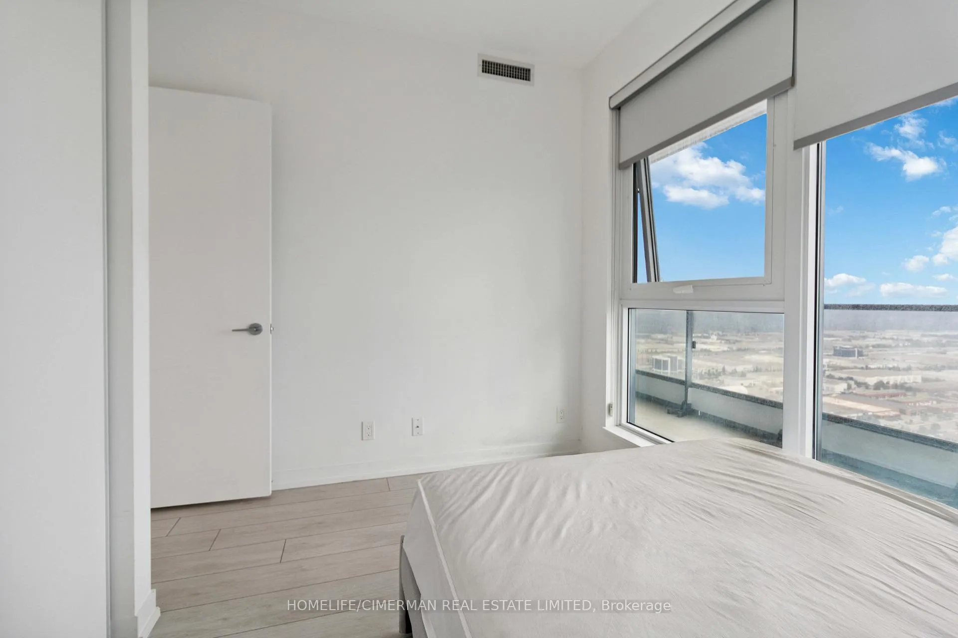 Photo 22 of Unit 4502, 5 Buttermill Avenue, Vaughan, Vaughan Corporate Centre — HOMEH