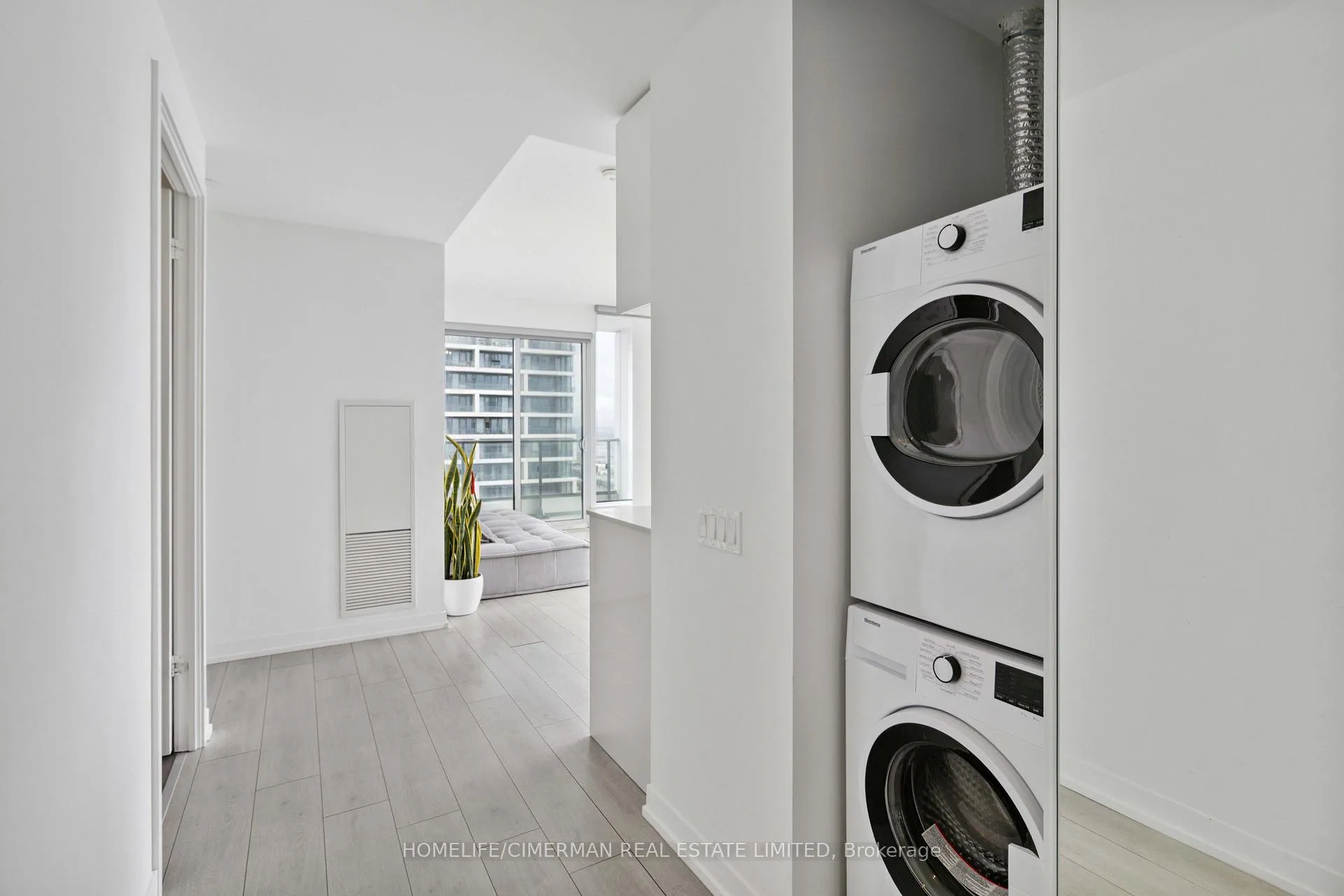 Photo 25 of Unit 4502, 5 Buttermill Avenue, Vaughan, Vaughan Corporate Centre — HOMEH