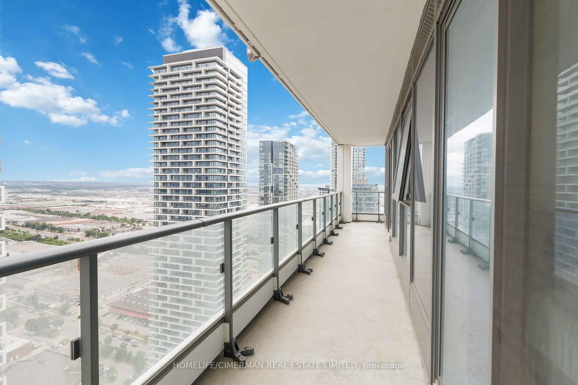 Photo 26 of Unit 4502, 5 Buttermill Avenue, Vaughan, Vaughan Corporate Centre — HOMEH