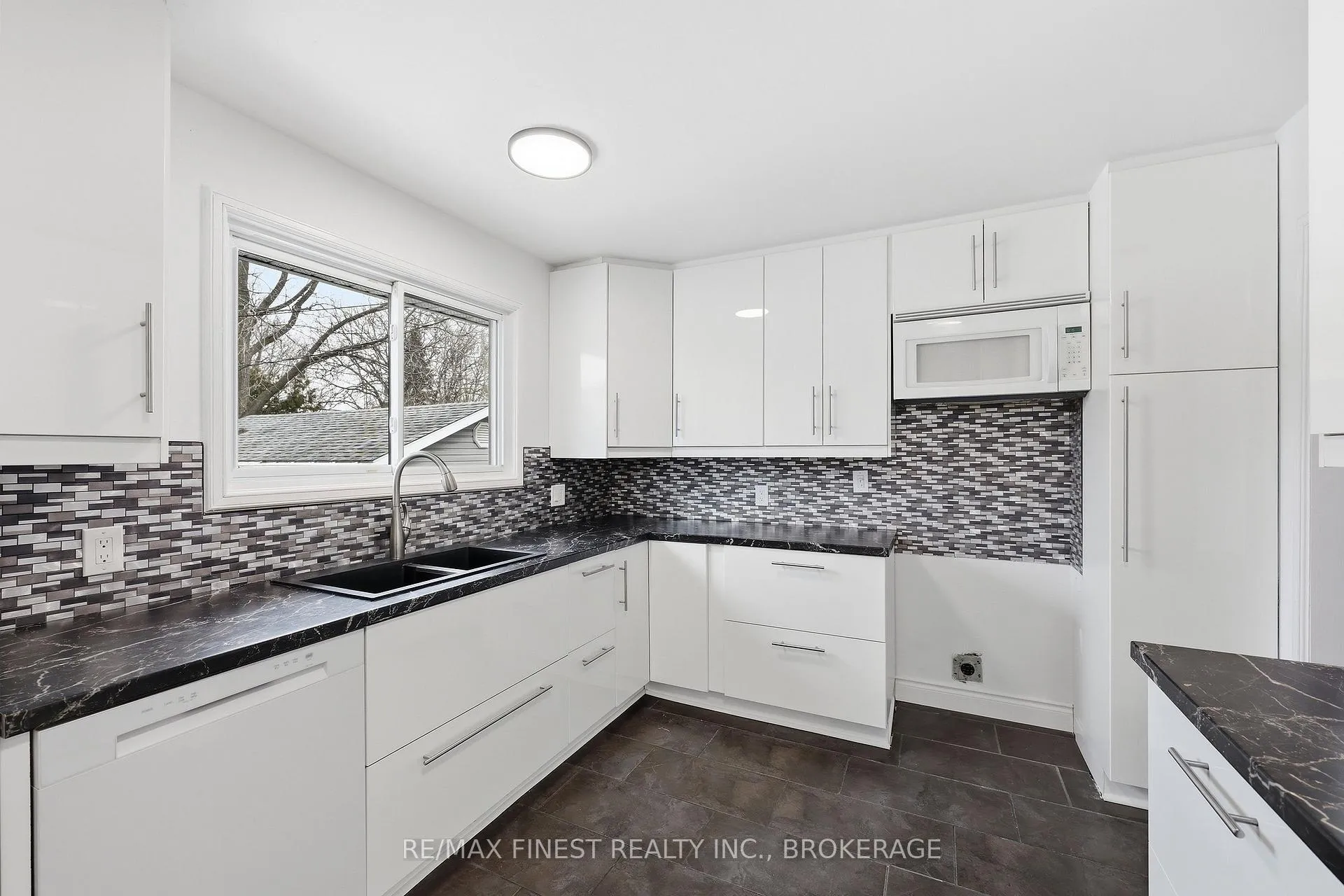Photo 14 of 892 Development Drive, Kingston, South of Taylor-Kidd Blvd — HOMEH