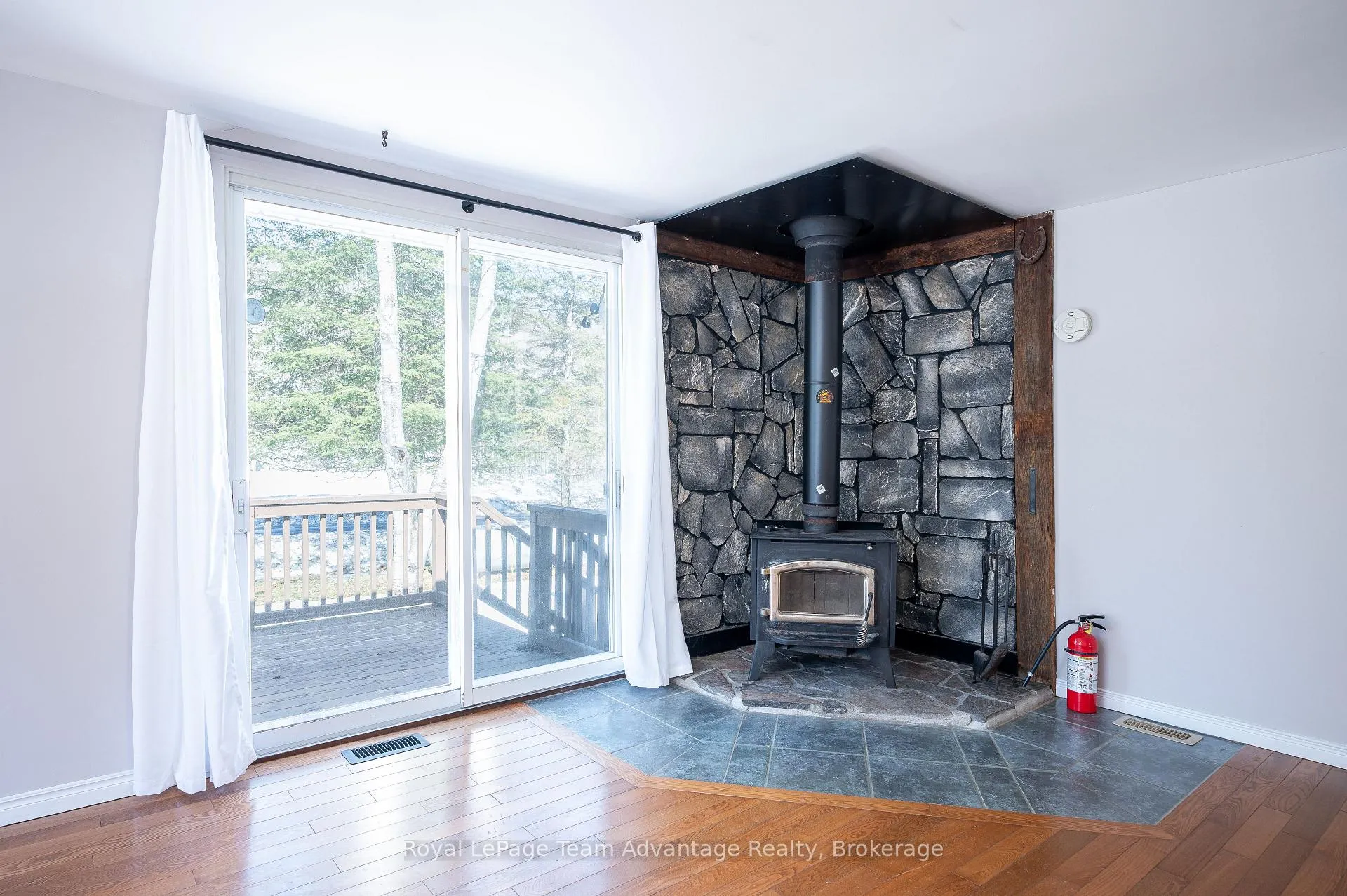 Photo 13 of 2 Deep Bay Drive, Carling — HOMEH
