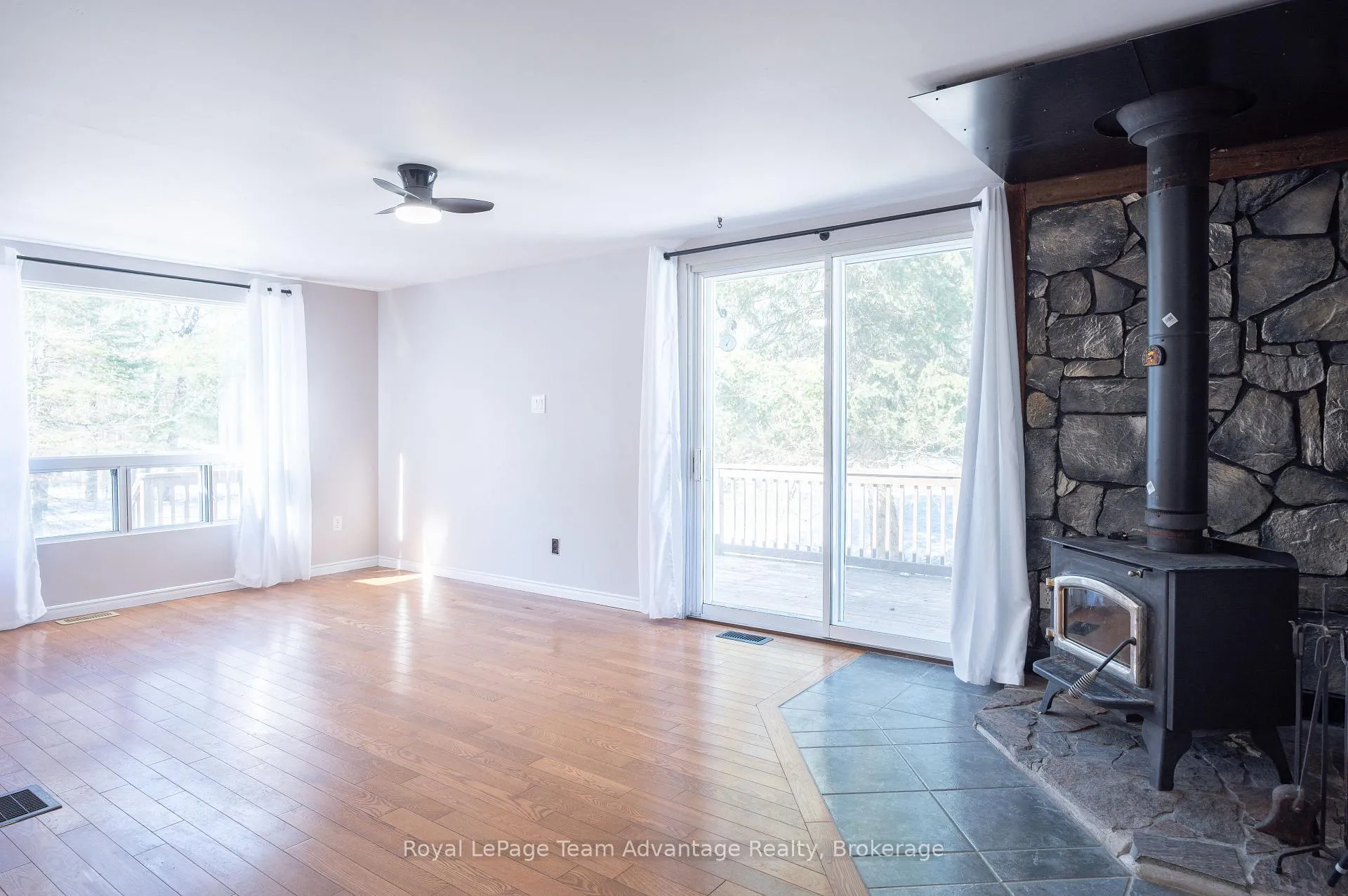 Photo 14 of 2 Deep Bay Drive, Carling — HOMEH
