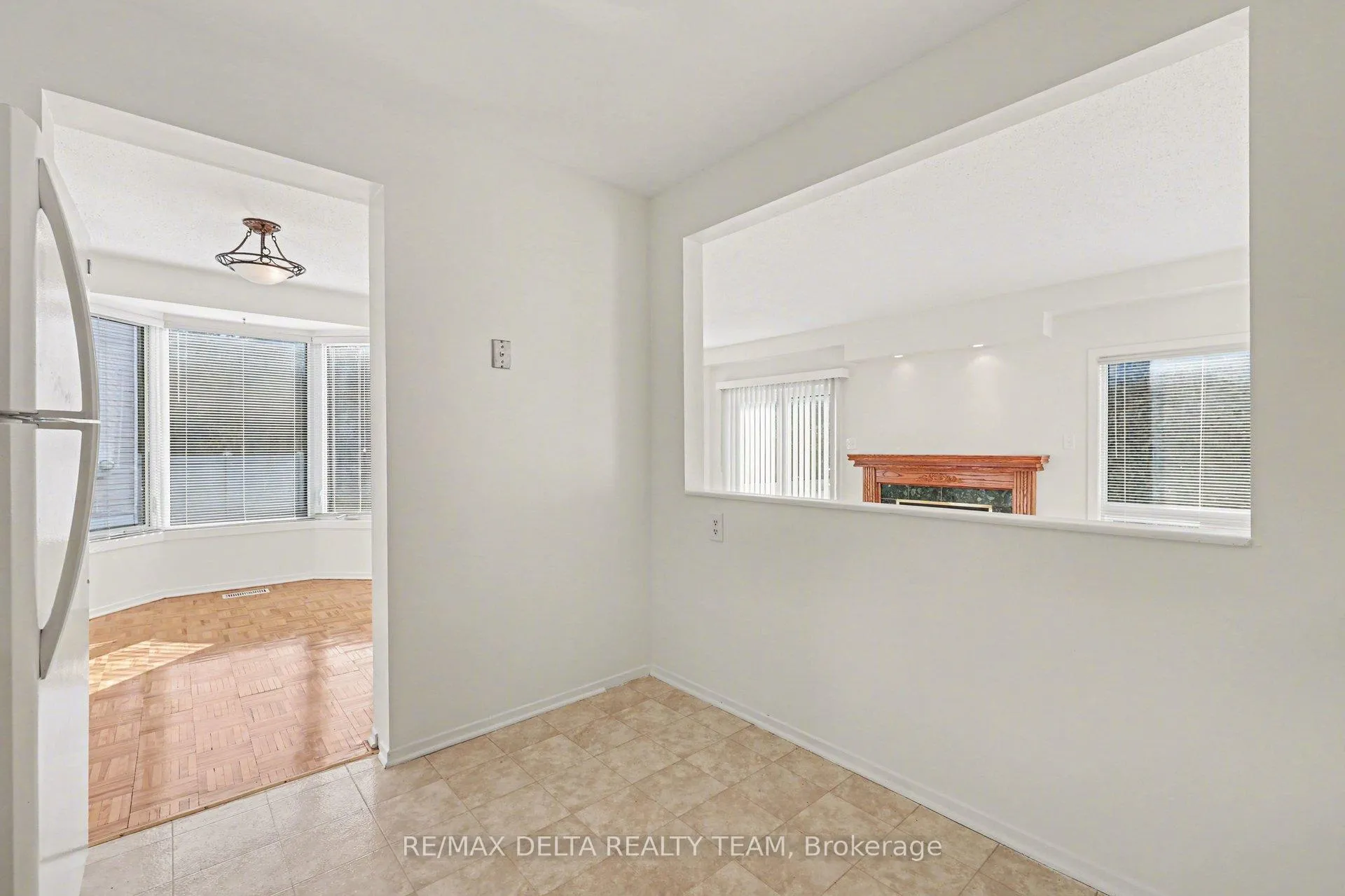 Photo 17 of 8A Millrise Lane, Ottawa, Centrepointe — HOMEH