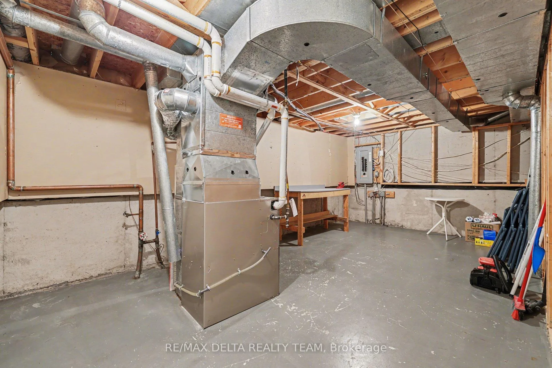 Photo 30 of 8A Millrise Lane, Ottawa, Centrepointe — HOMEH