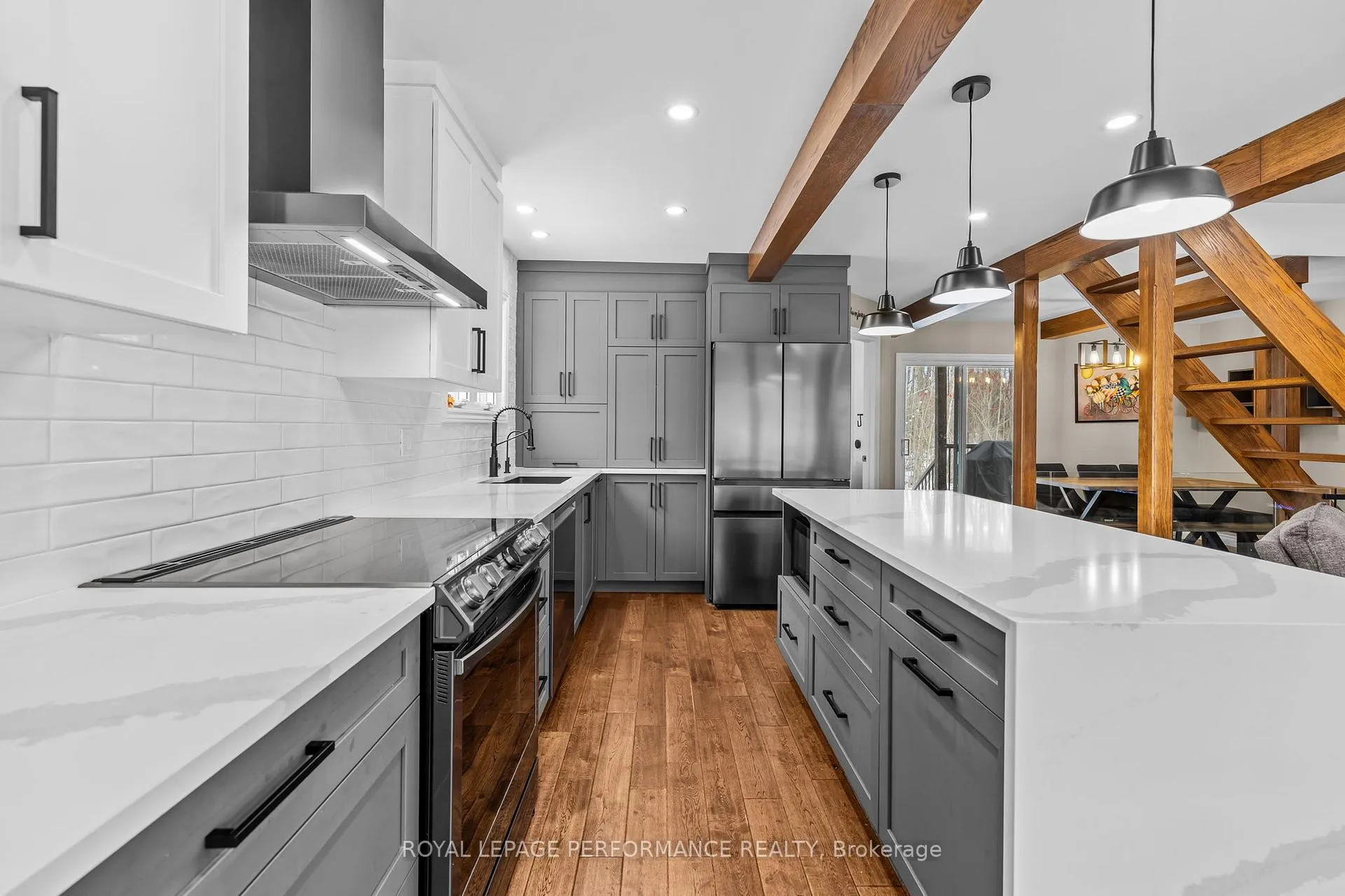 Photo 8 of 1113 Armstrong Road, Ottawa, Cumberland Estates — HOMEH