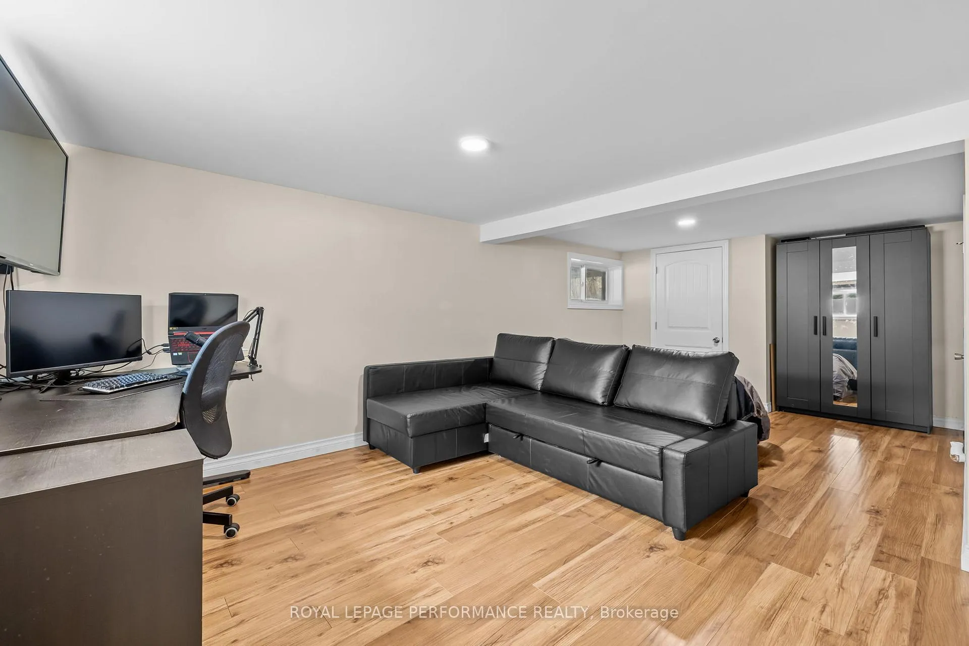 Photo 28 of 1113 Armstrong Road, Ottawa, Cumberland Estates — HOMEH