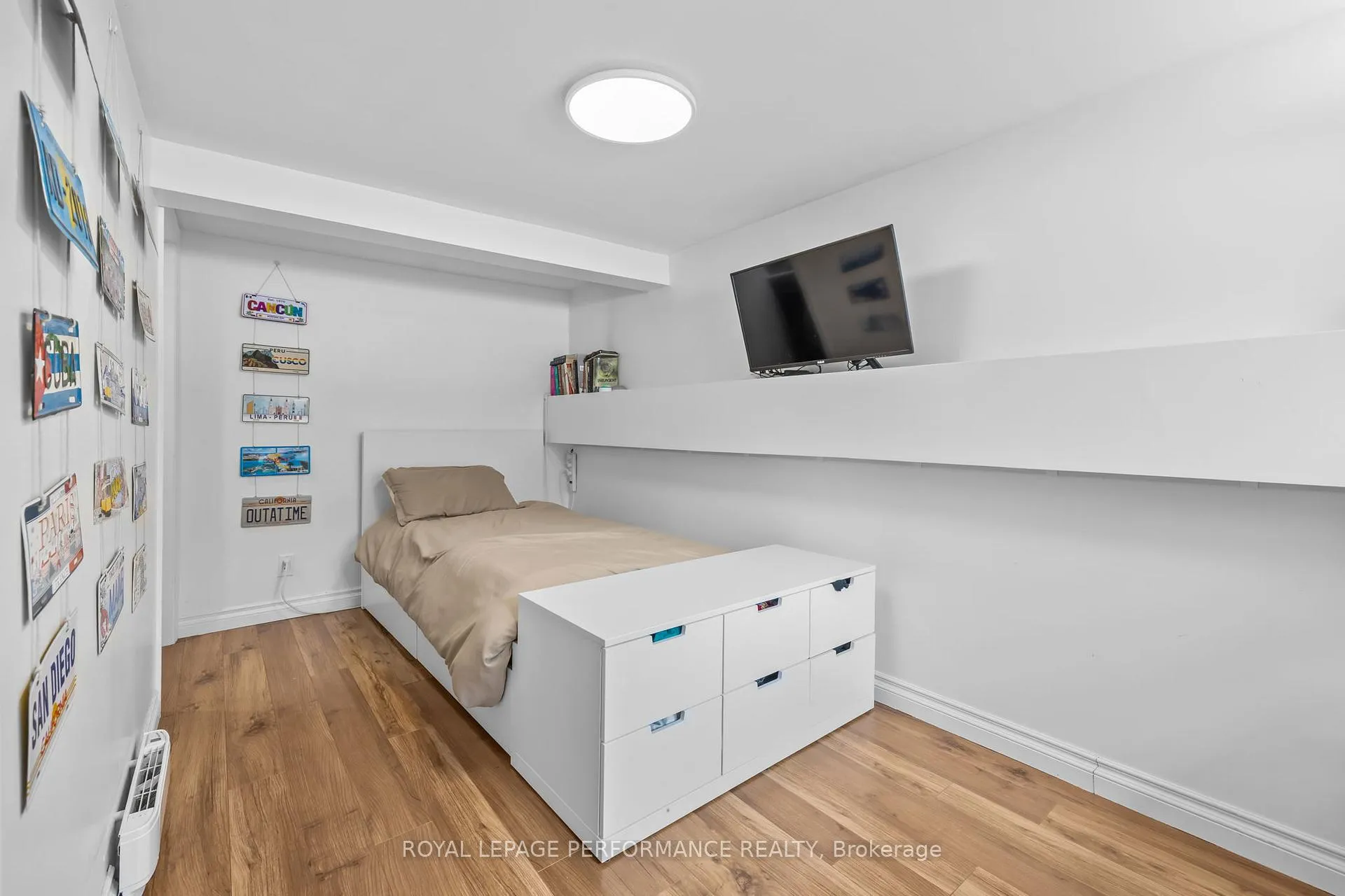 Photo 29 of 1113 Armstrong Road, Ottawa, Cumberland Estates — HOMEH