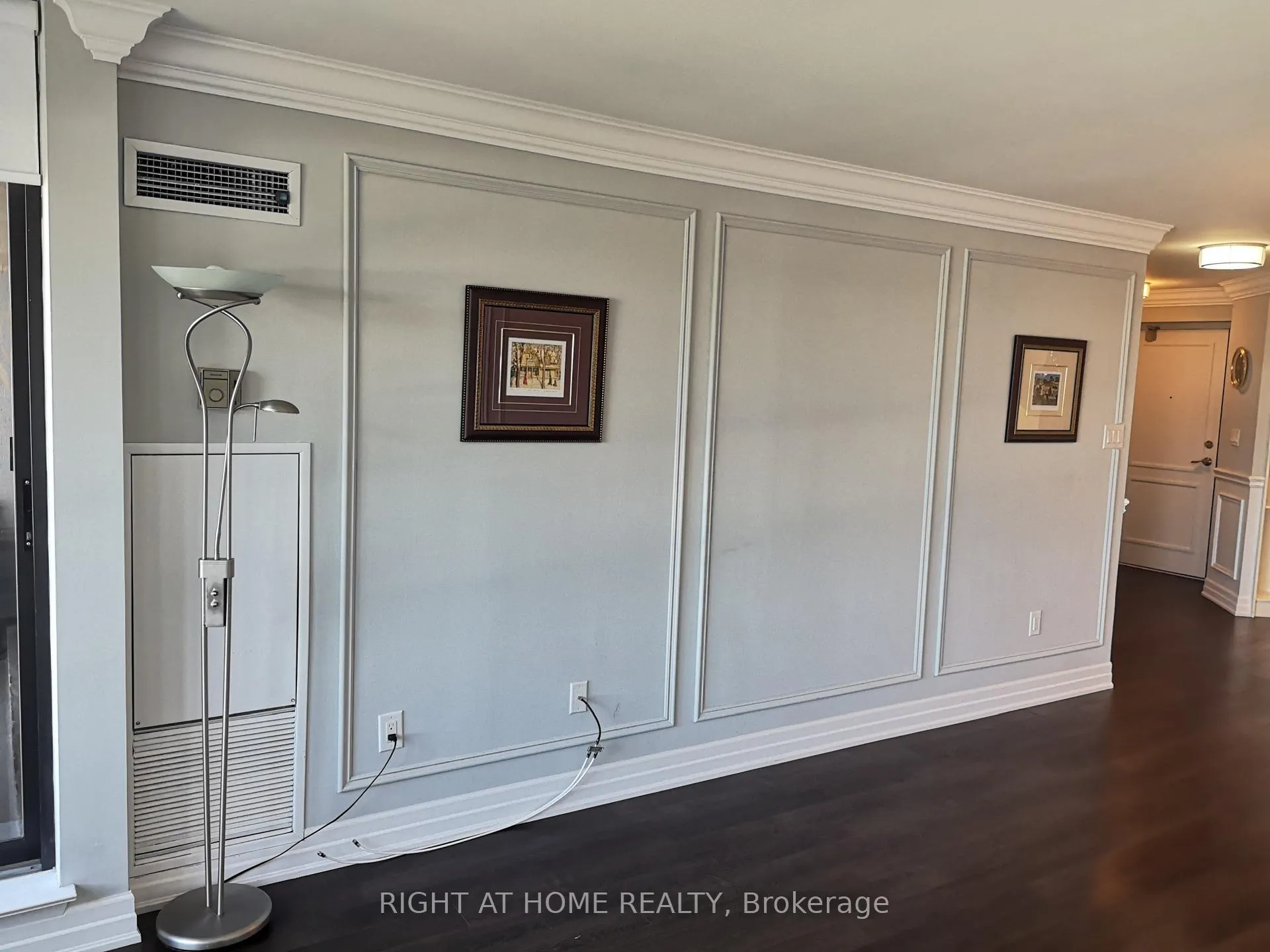 Photo 9 of Unit 1102, 7440 Bathurst Street, Vaughan, Brownridge — HOMEH