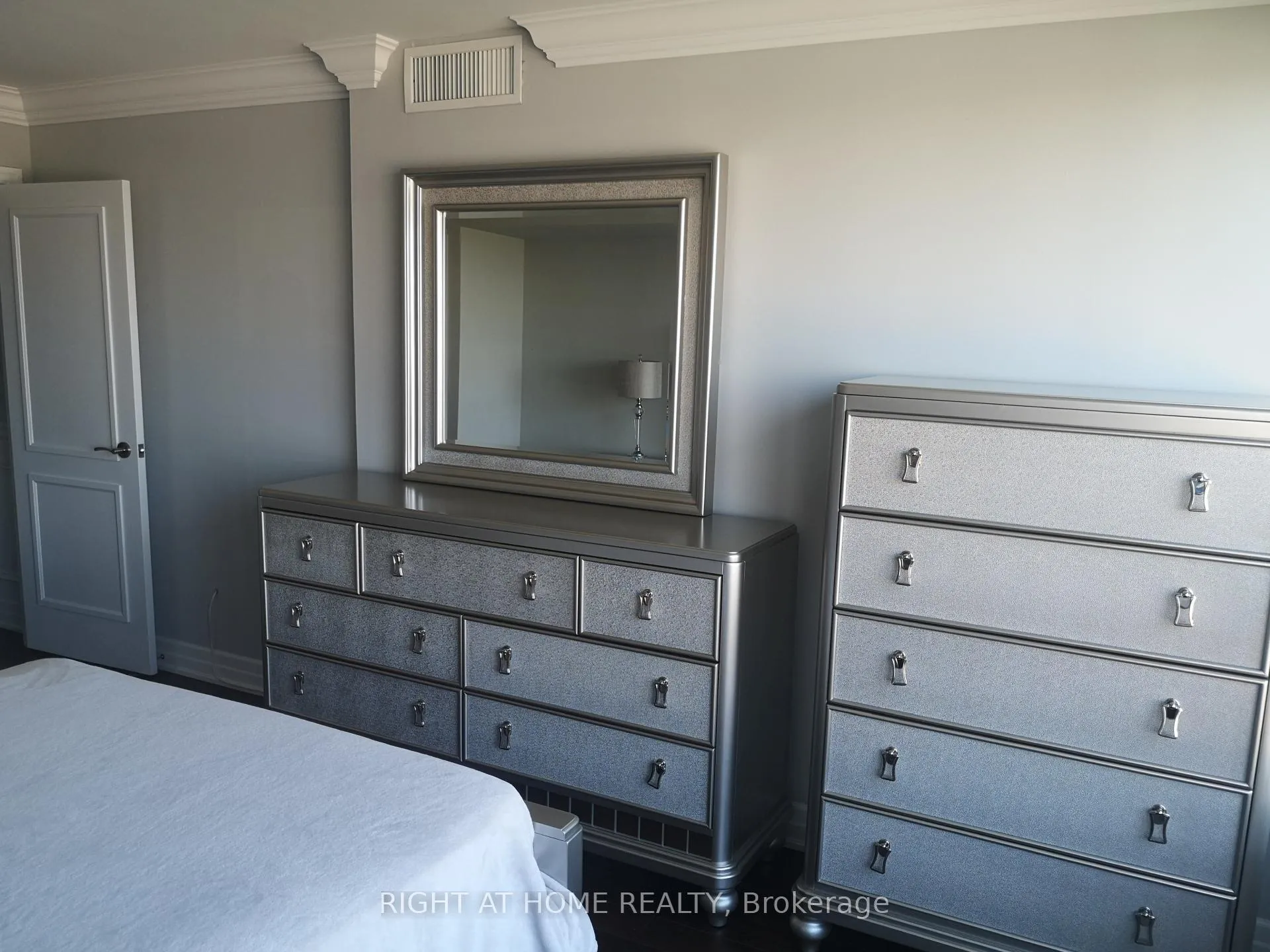 Photo 15 of Unit 1102, 7440 Bathurst Street, Vaughan, Brownridge — HOMEH