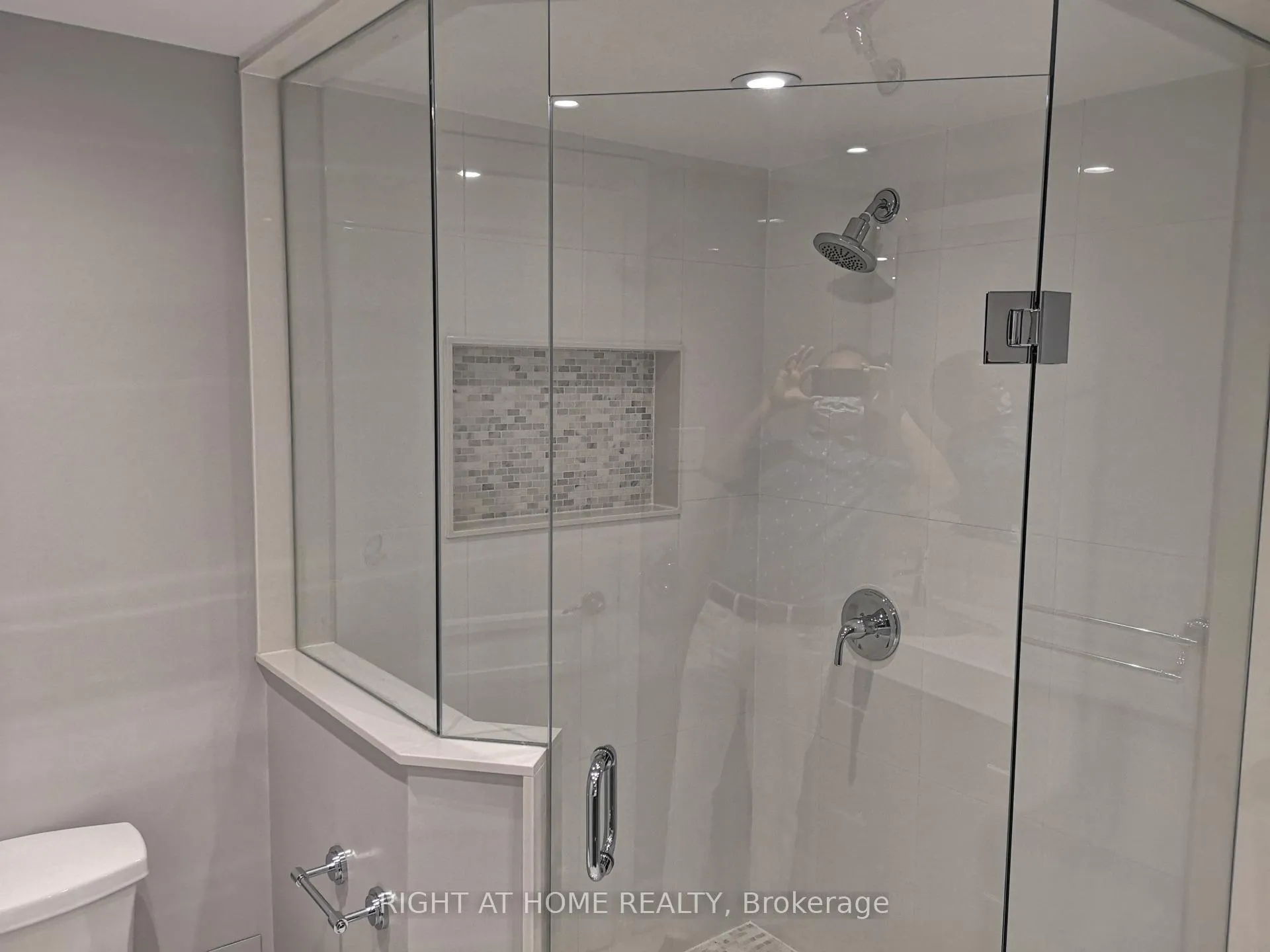 Photo 20 of Unit 1102, 7440 Bathurst Street, Vaughan, Brownridge — HOMEH