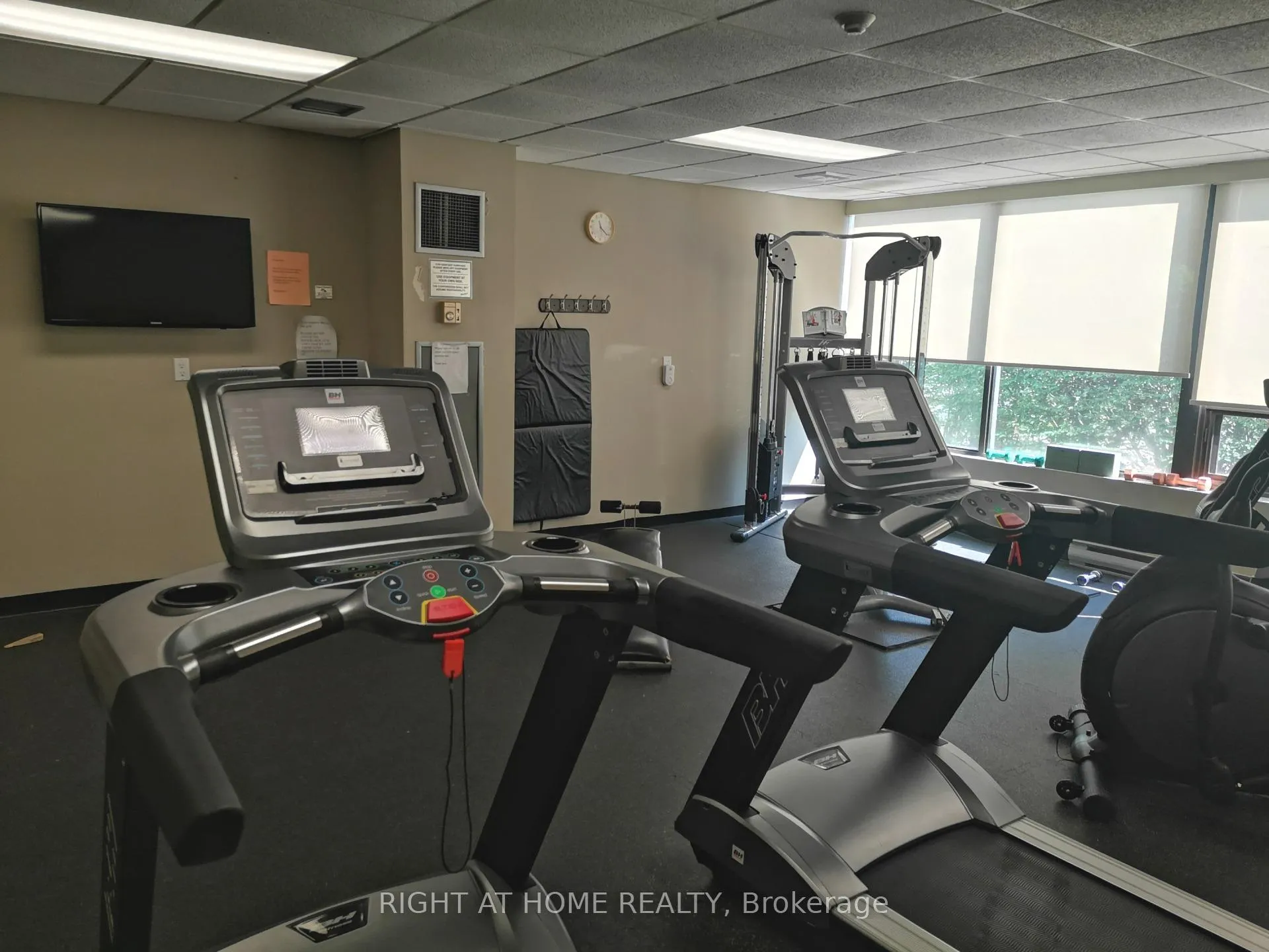 Photo 24 of Unit 1102, 7440 Bathurst Street, Vaughan, Brownridge — HOMEH