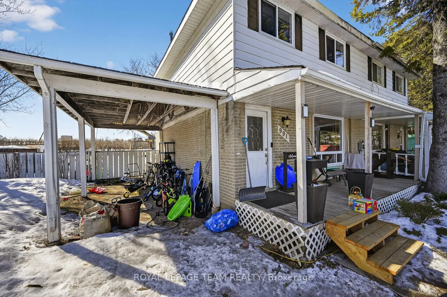 Photo 2 of 991 Mackenzie Road, Prescott — HOMEH