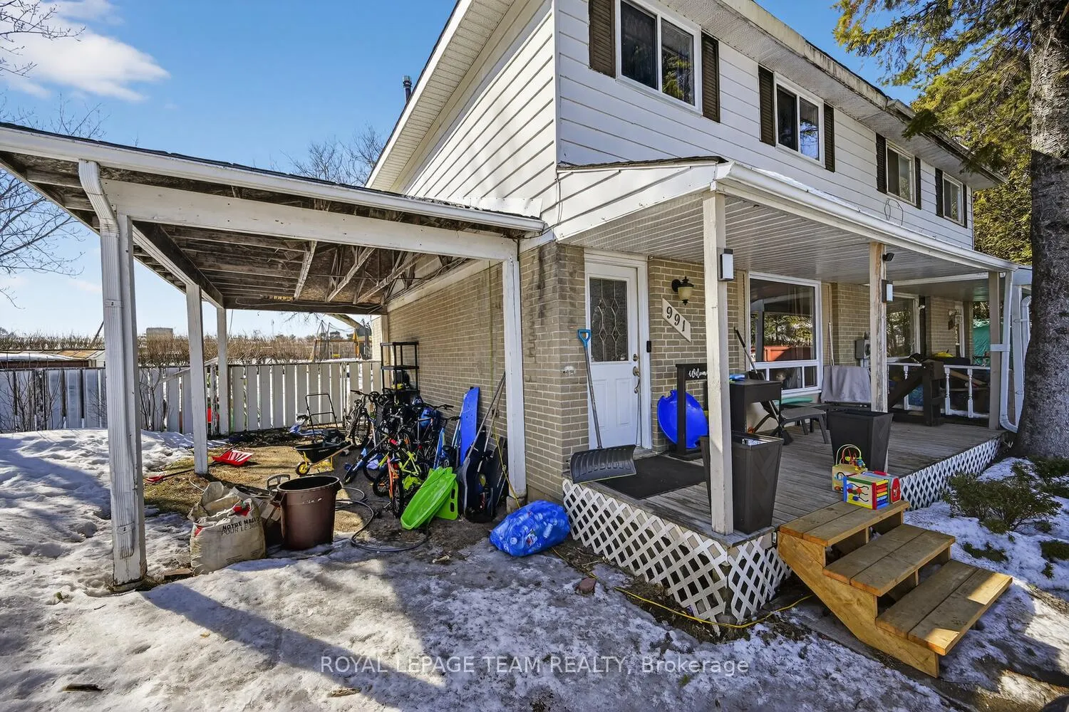 Photo 3 of 991 Mackenzie Road, Prescott — HOMEH