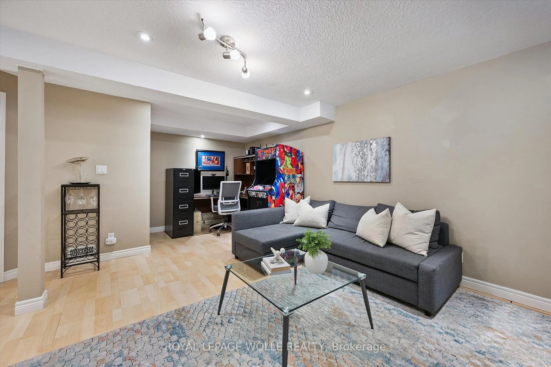 Photo 21 of 536 Westvale Drive, Waterloo — HOMEH