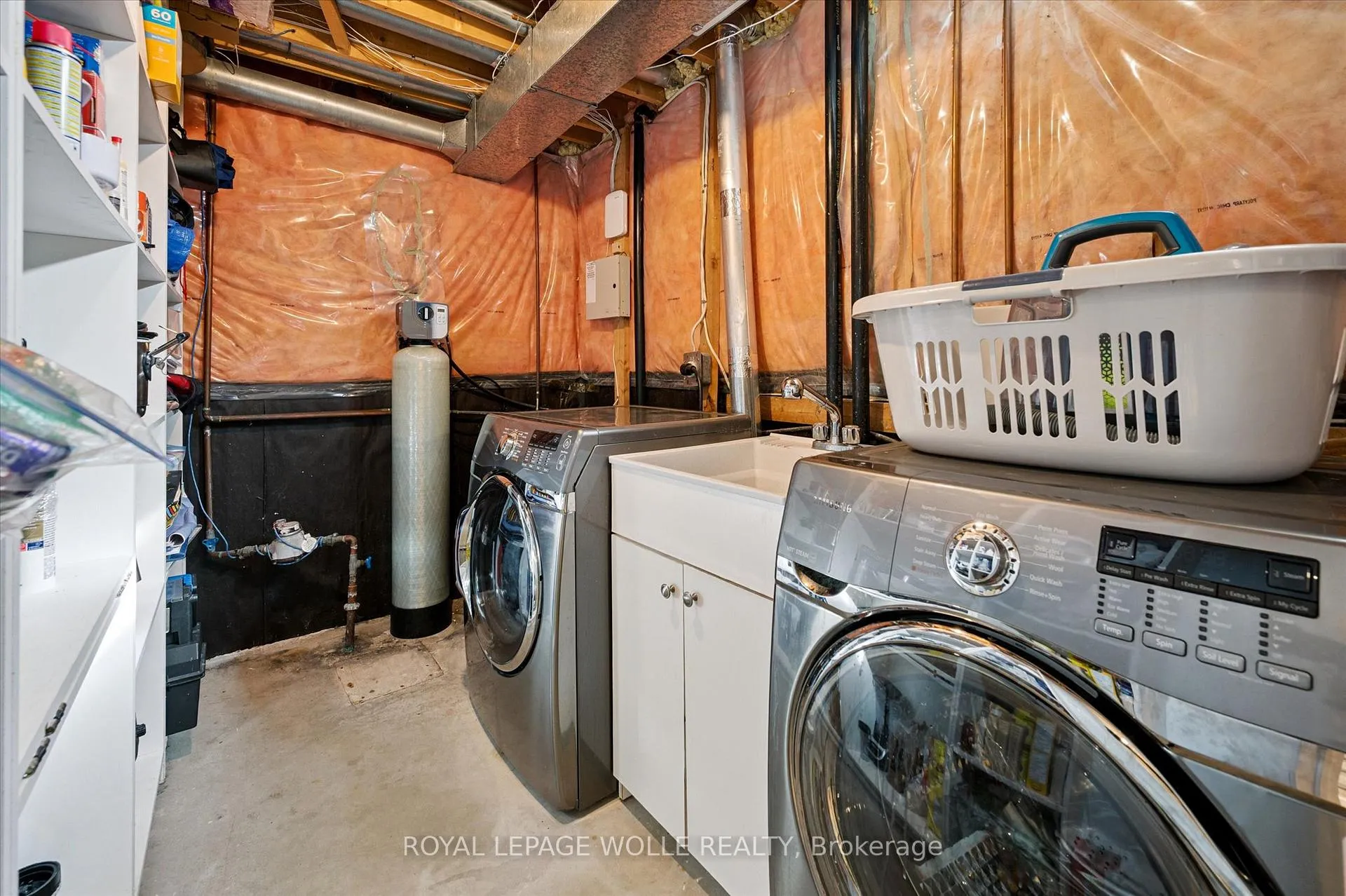 Photo 24 of 536 Westvale Drive, Waterloo — HOMEH