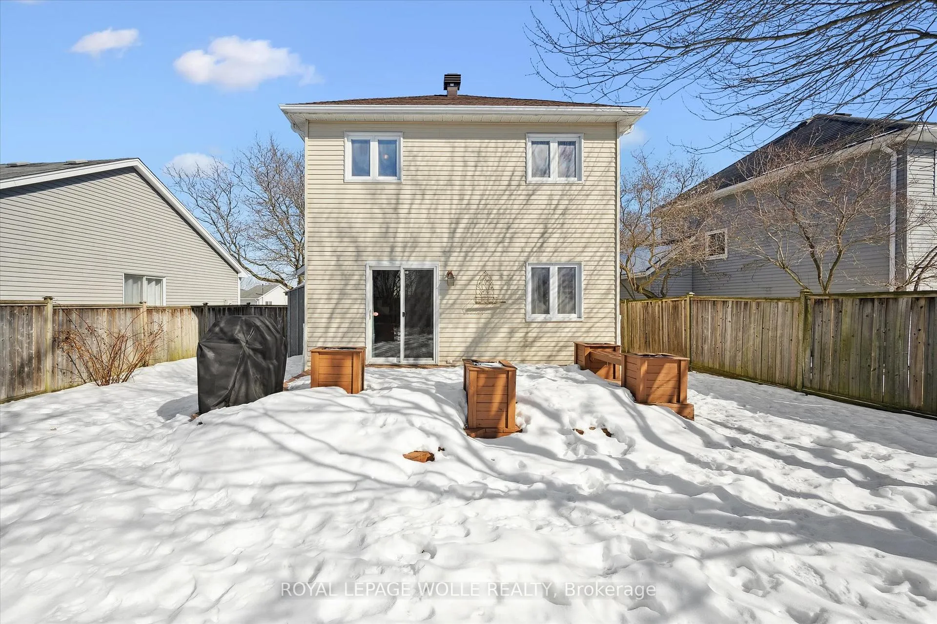 Photo 27 of 536 Westvale Drive, Waterloo — HOMEH