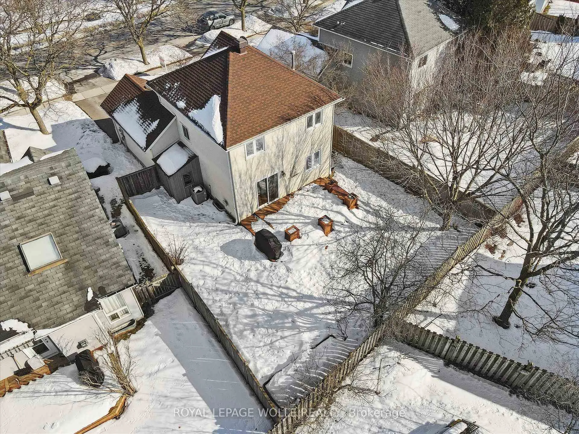 Photo 31 of 536 Westvale Drive, Waterloo — HOMEH