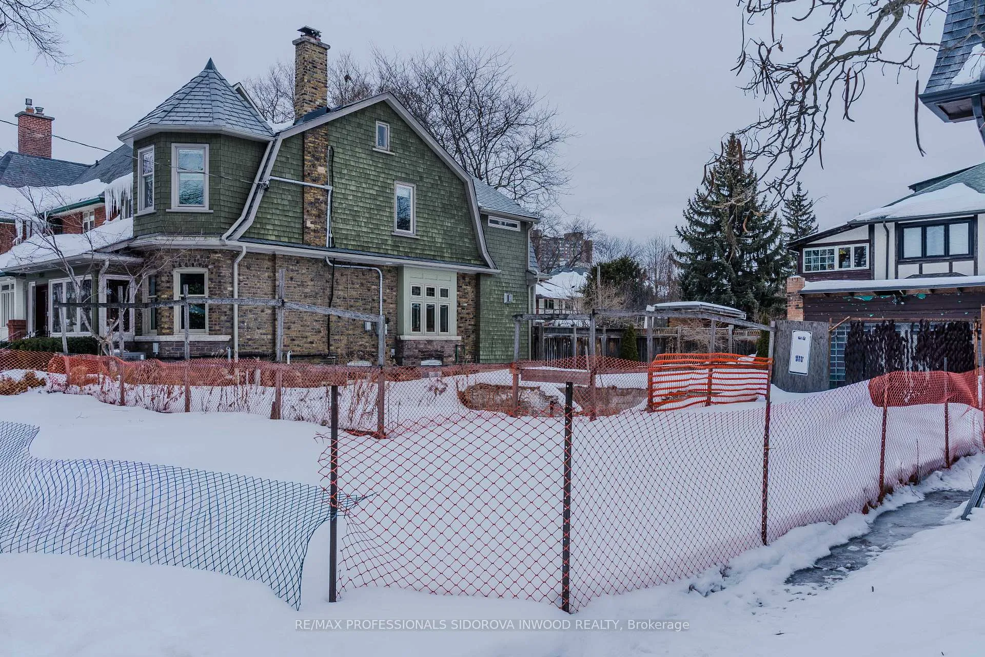 Front of 291 Indian Road
