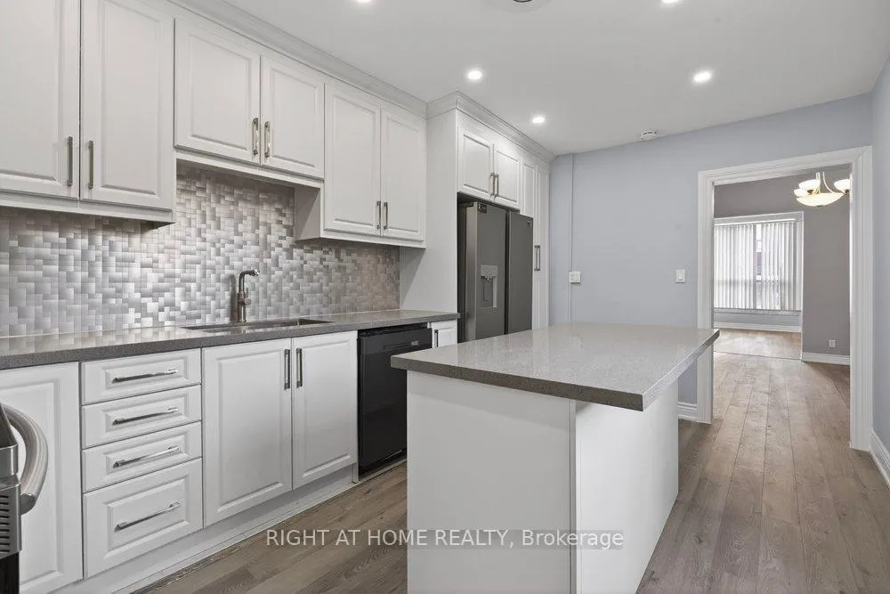 Photo 12 of 141 Ray Street N, Hamilton, Strathcona — HOMEH