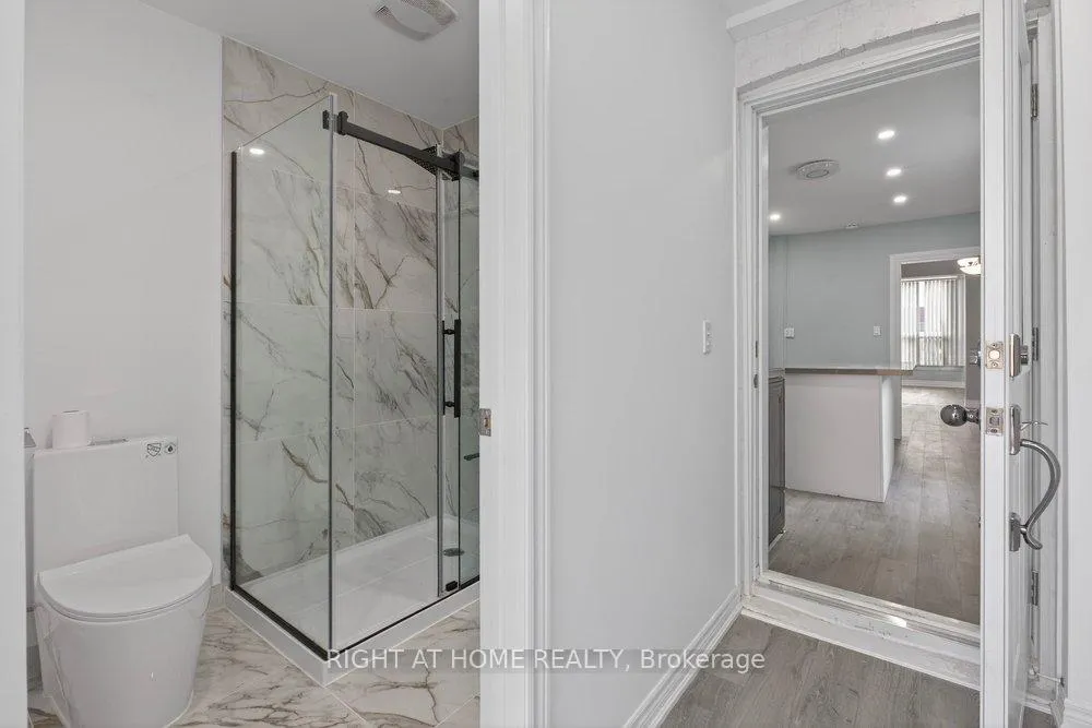 Photo 16 of 141 Ray Street N, Hamilton, Strathcona — HOMEH