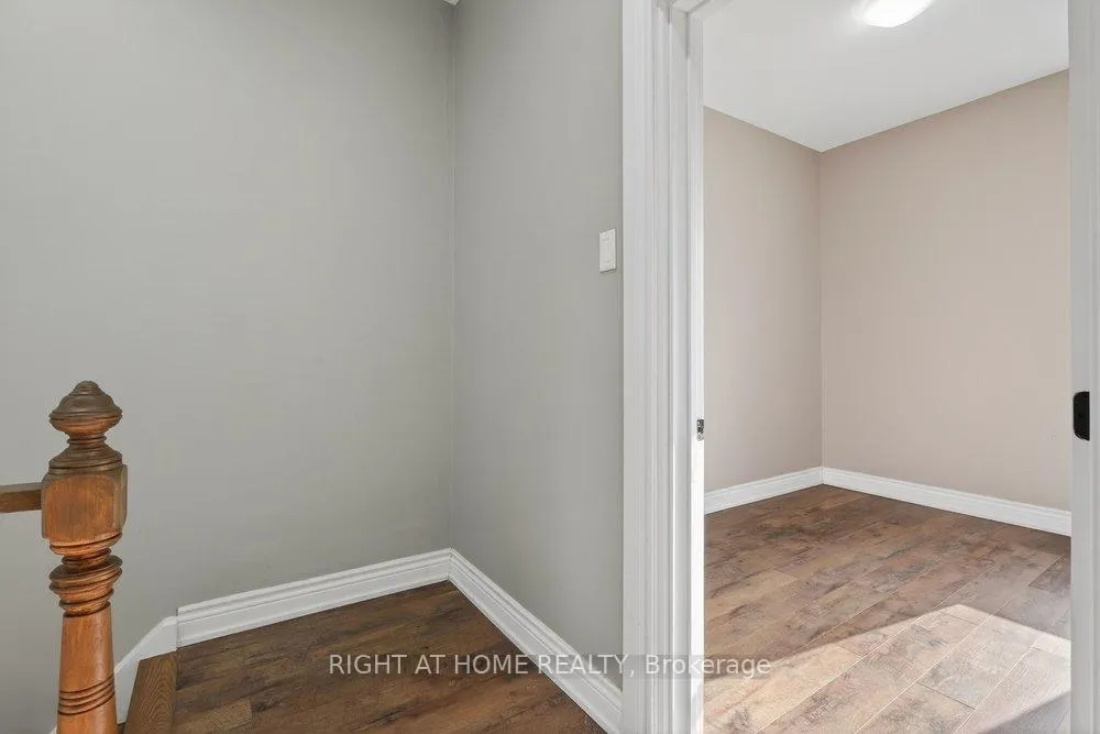 Photo 22 of 141 Ray Street N, Hamilton, Strathcona — HOMEH