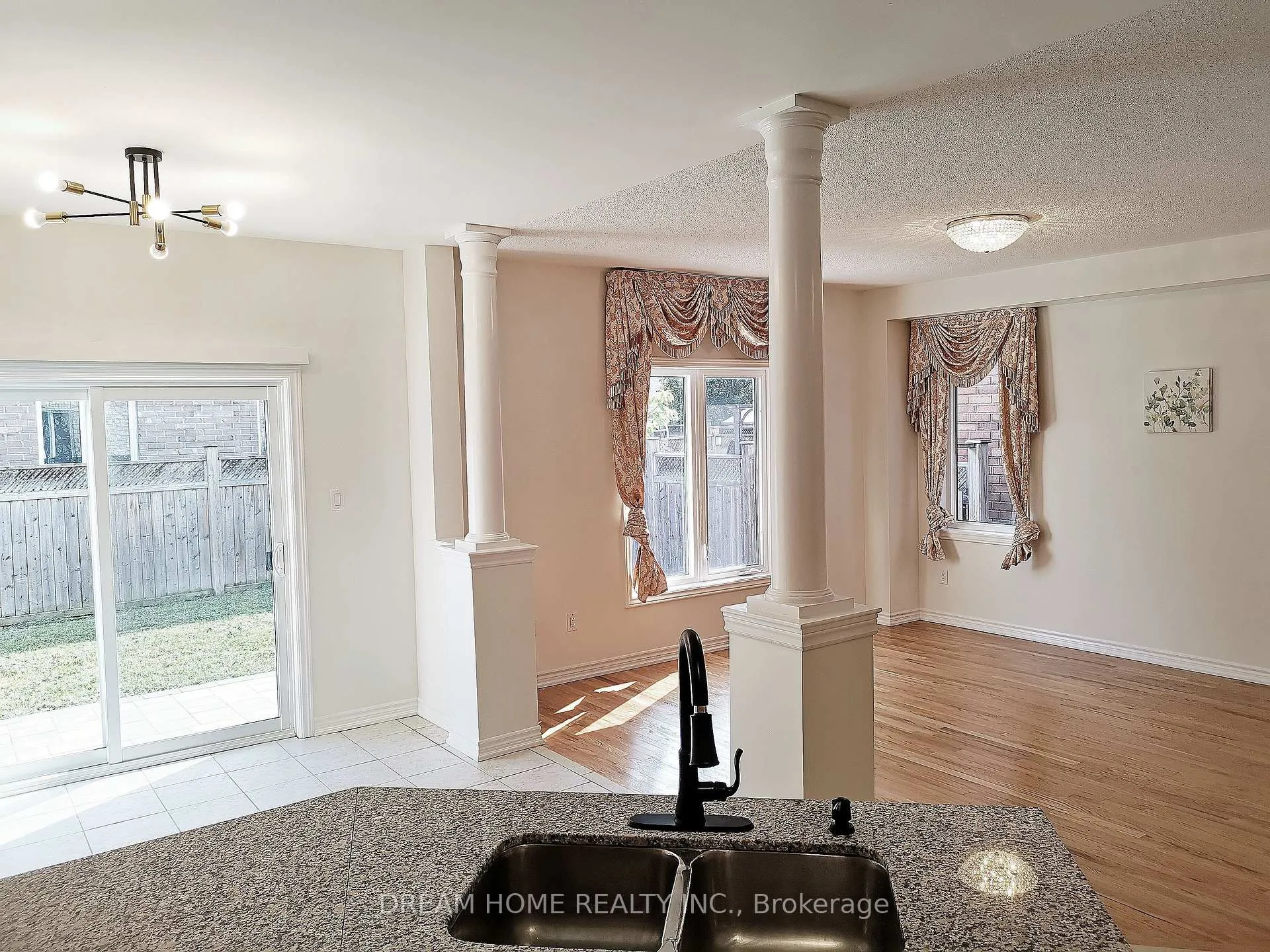 Photo 6 of 269 Helen Avenue, Markham, Village Green-South Unionville — HOMEH