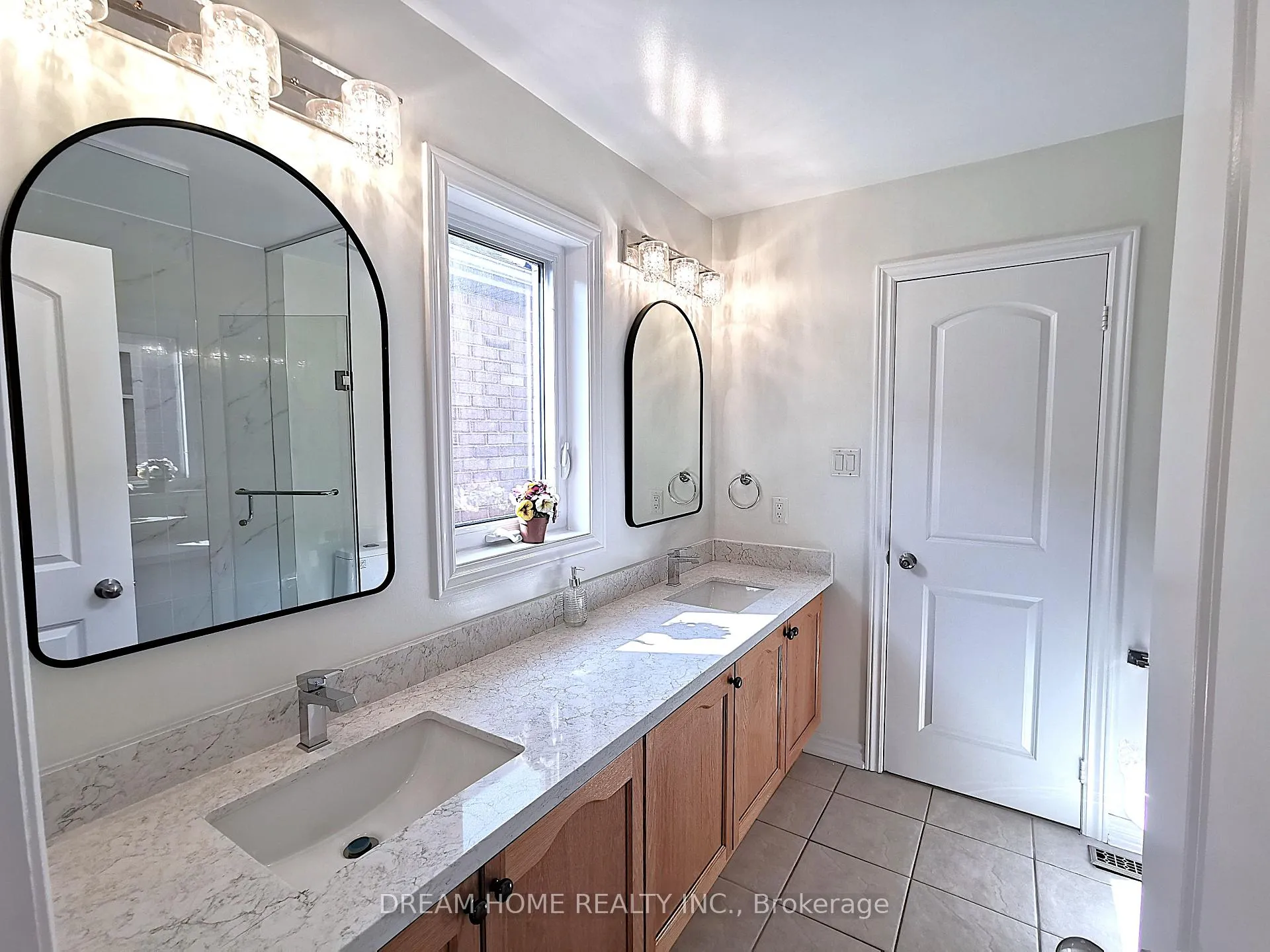 Photo 17 of 269 Helen Avenue, Markham, Village Green-South Unionville — HOMEH