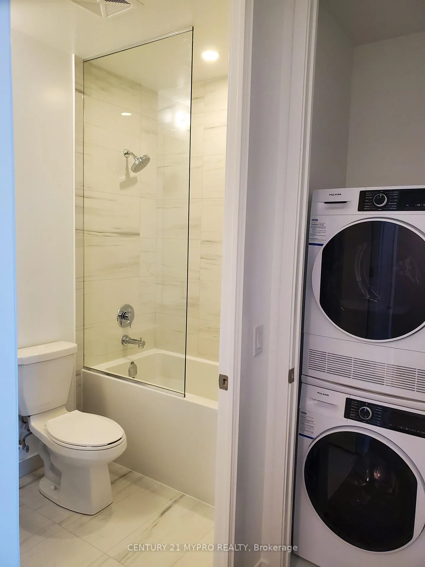 Photo 15 of Unit #2305, 180 Front Street E, Toronto, Moss Park — HOMEH