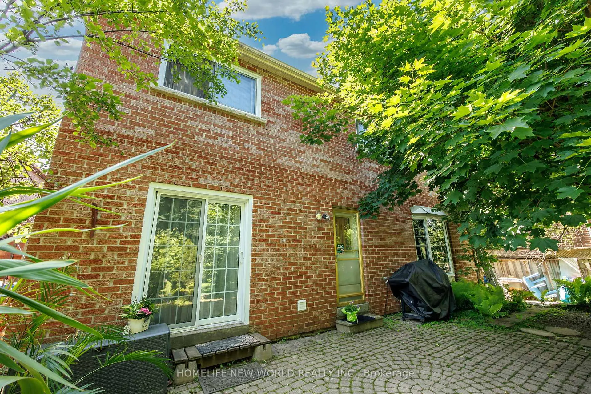 Photo 5 of 158 Murray Drive, Aurora, Aurora Highlands — HOMEH
